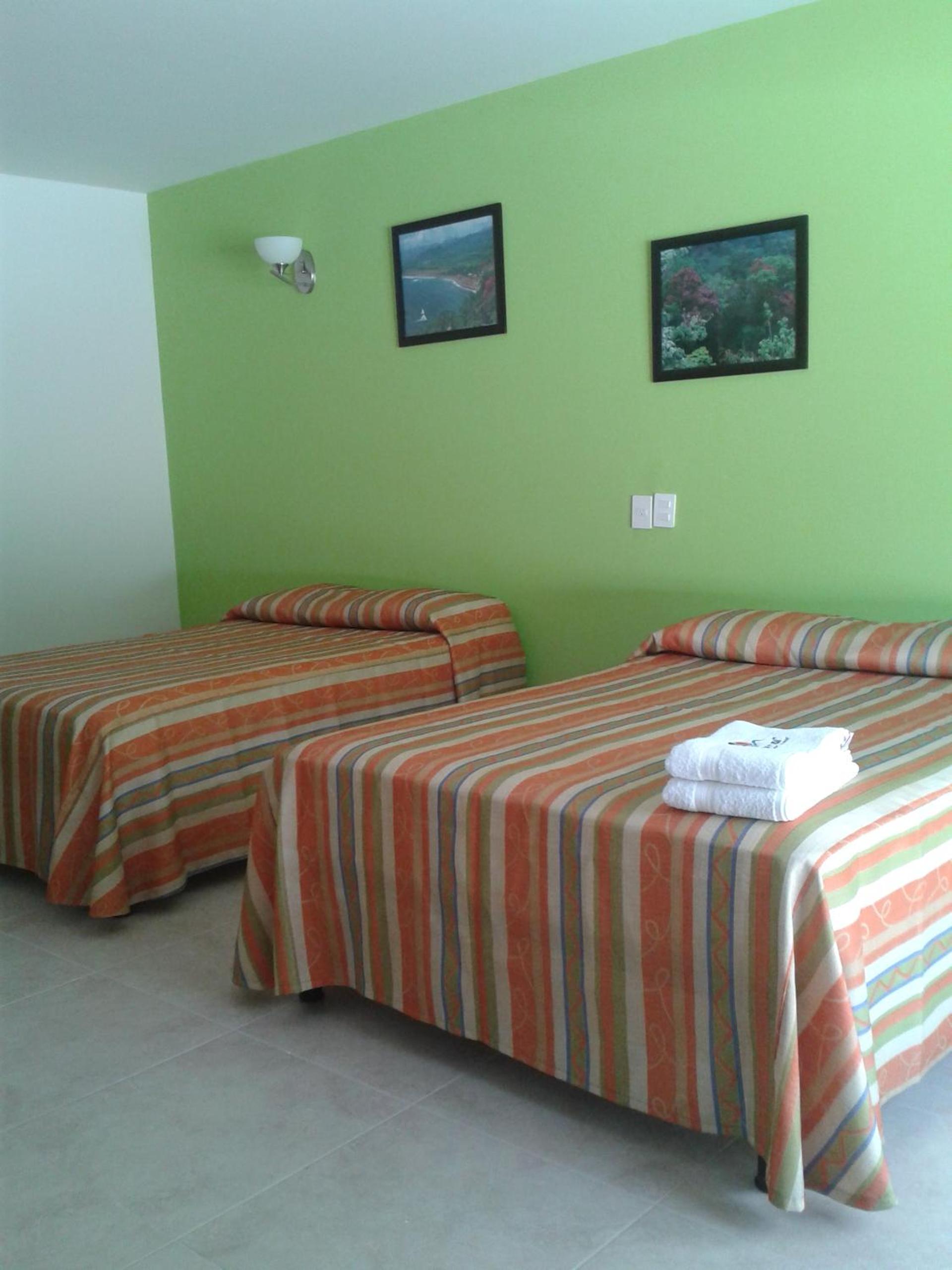Superior Twin Room - Photo 8