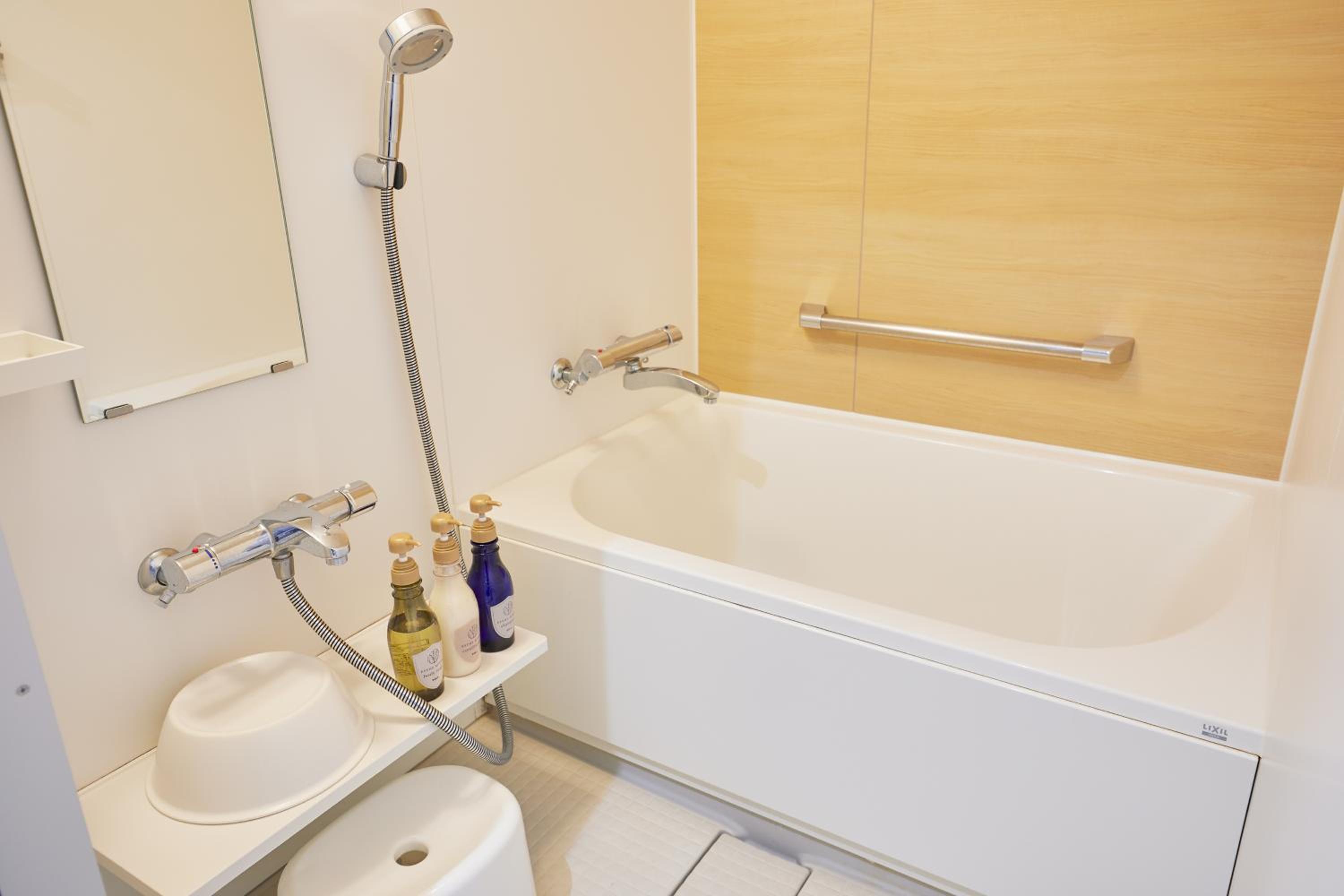 Accessible Twin Room - Non-Smoking