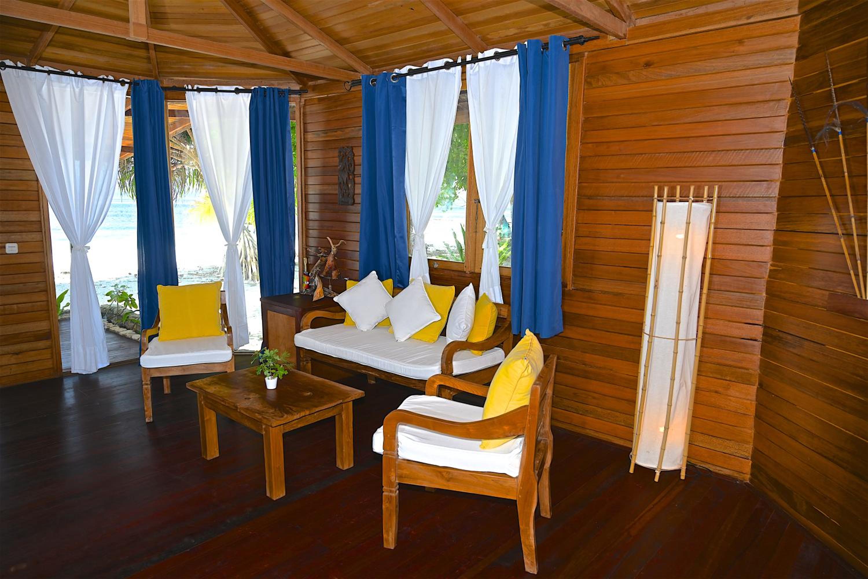 Deluxe Bungalow with Sea View