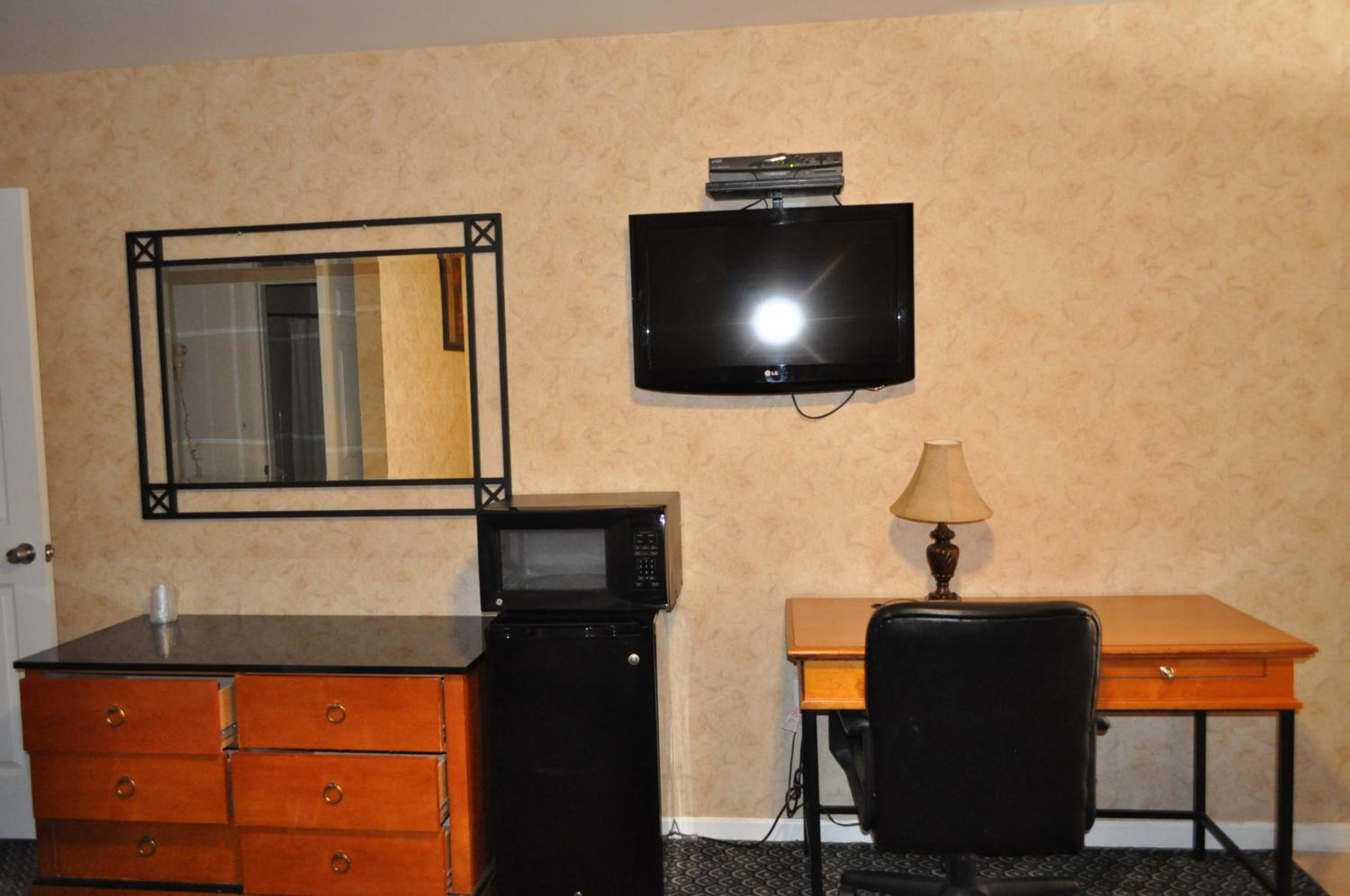 Double Room with Two Double Beds - Non-Smoking photo 3