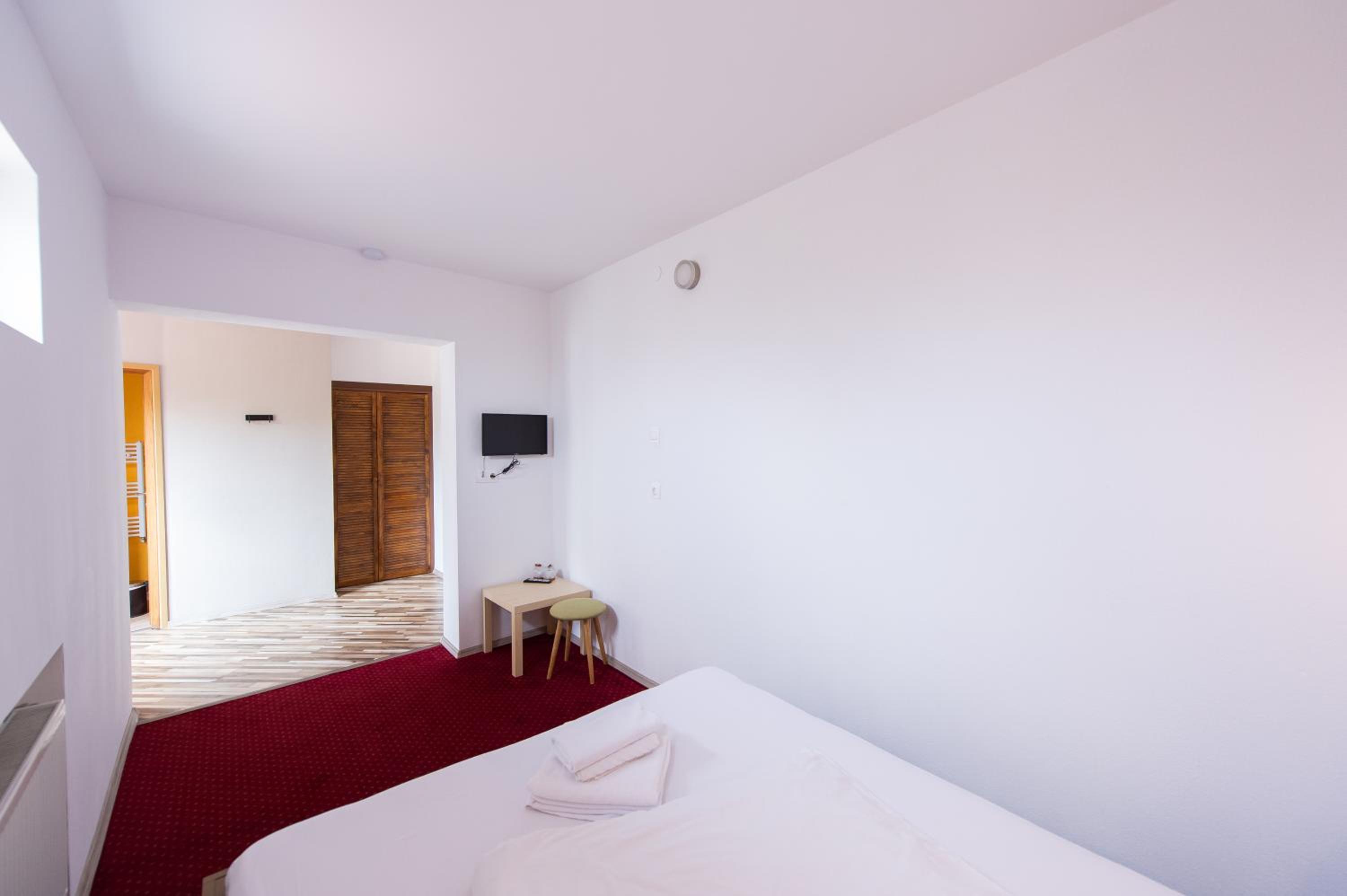 Economy Single Room