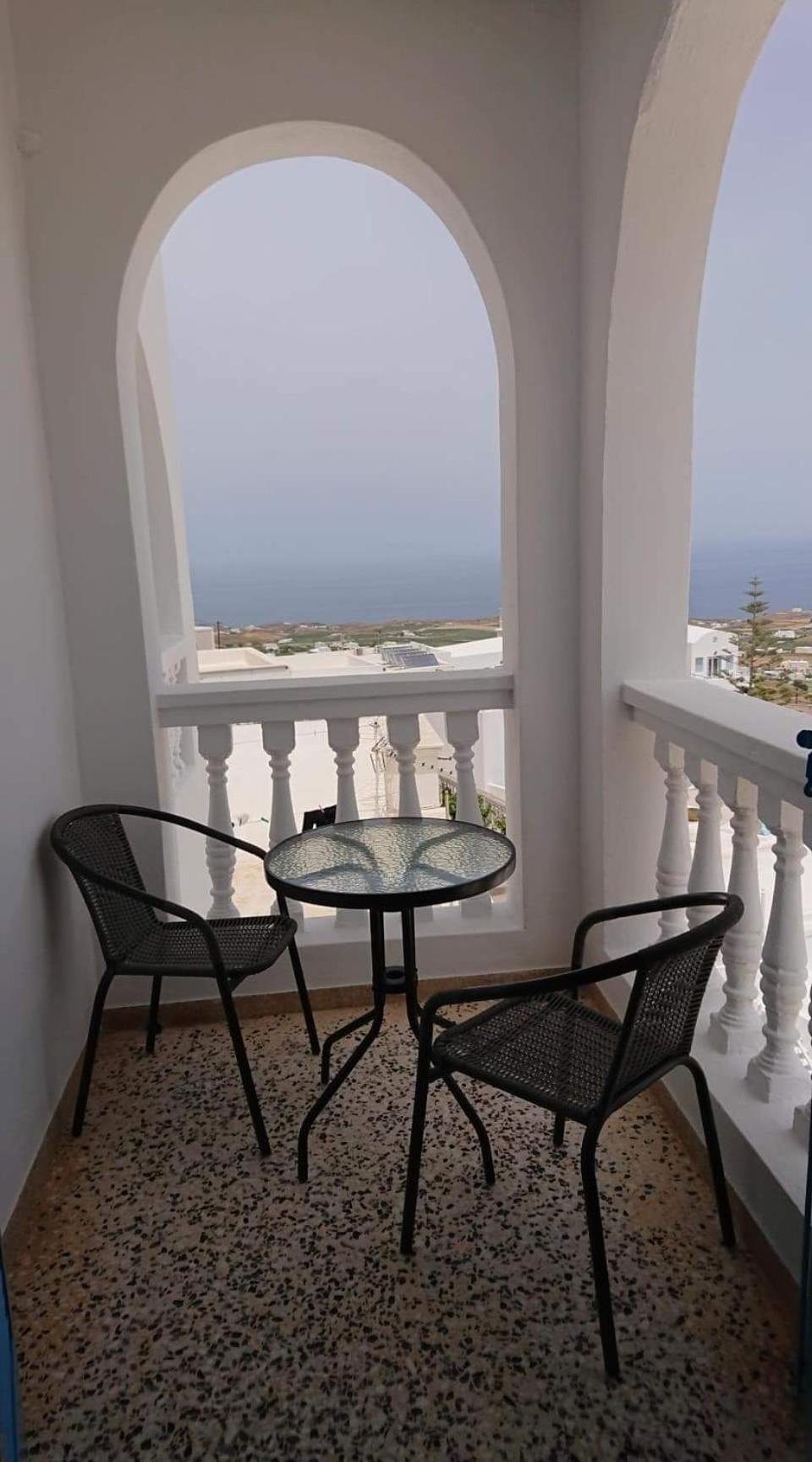 Double Room with Balcony and Sea View - Photo 2