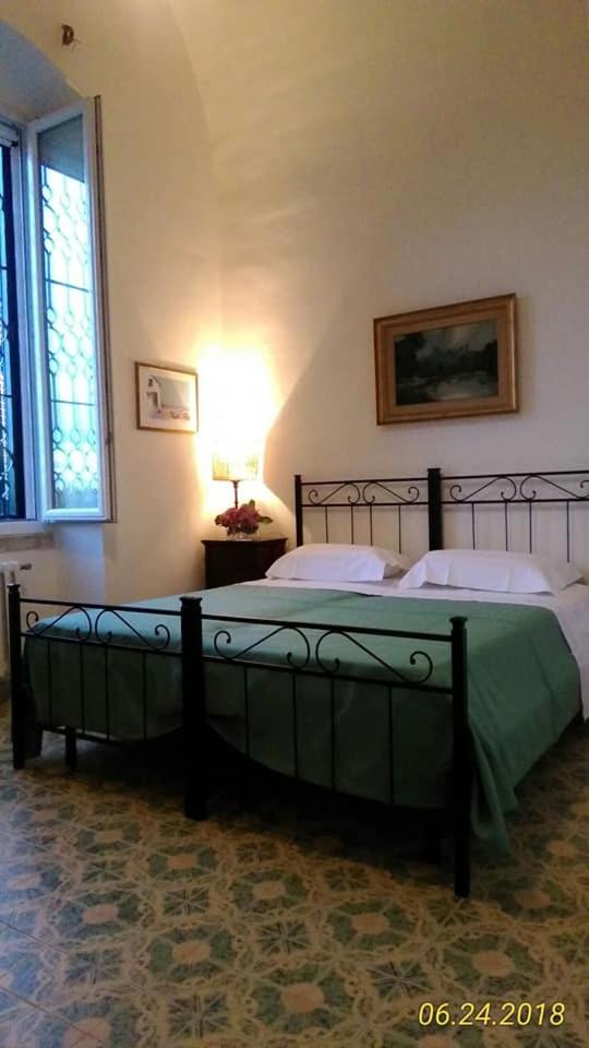 Double Room - Photo 8
