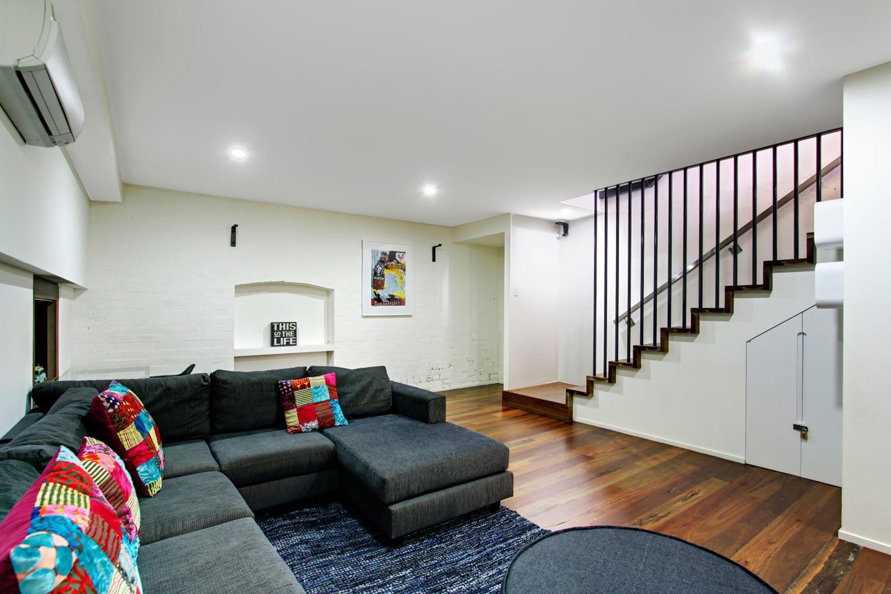 Luxury Three-Bedroom Apartment - Butter Factory Warehouse #9 photo 3