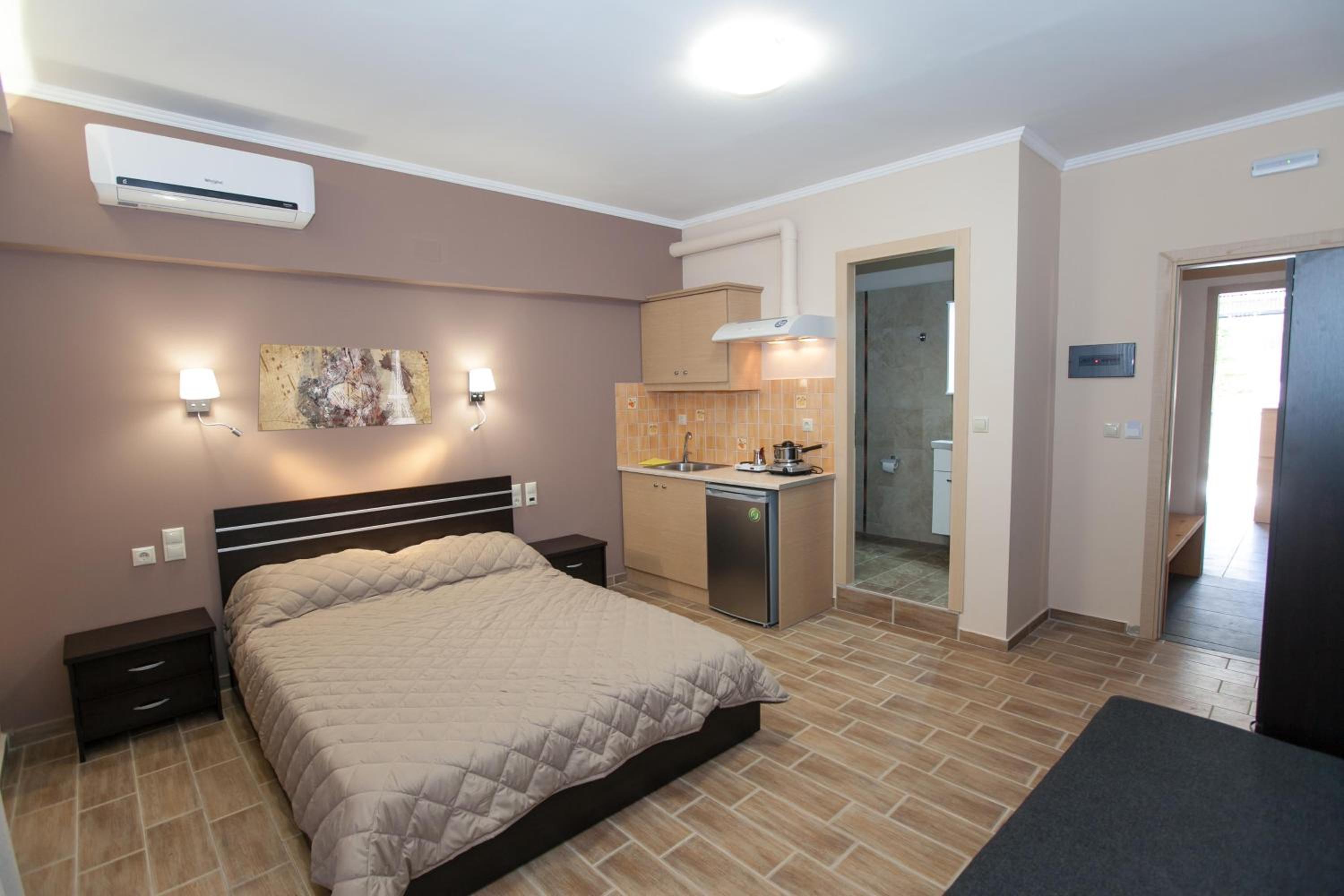 Studio Apartment with Sea View - Photo 5