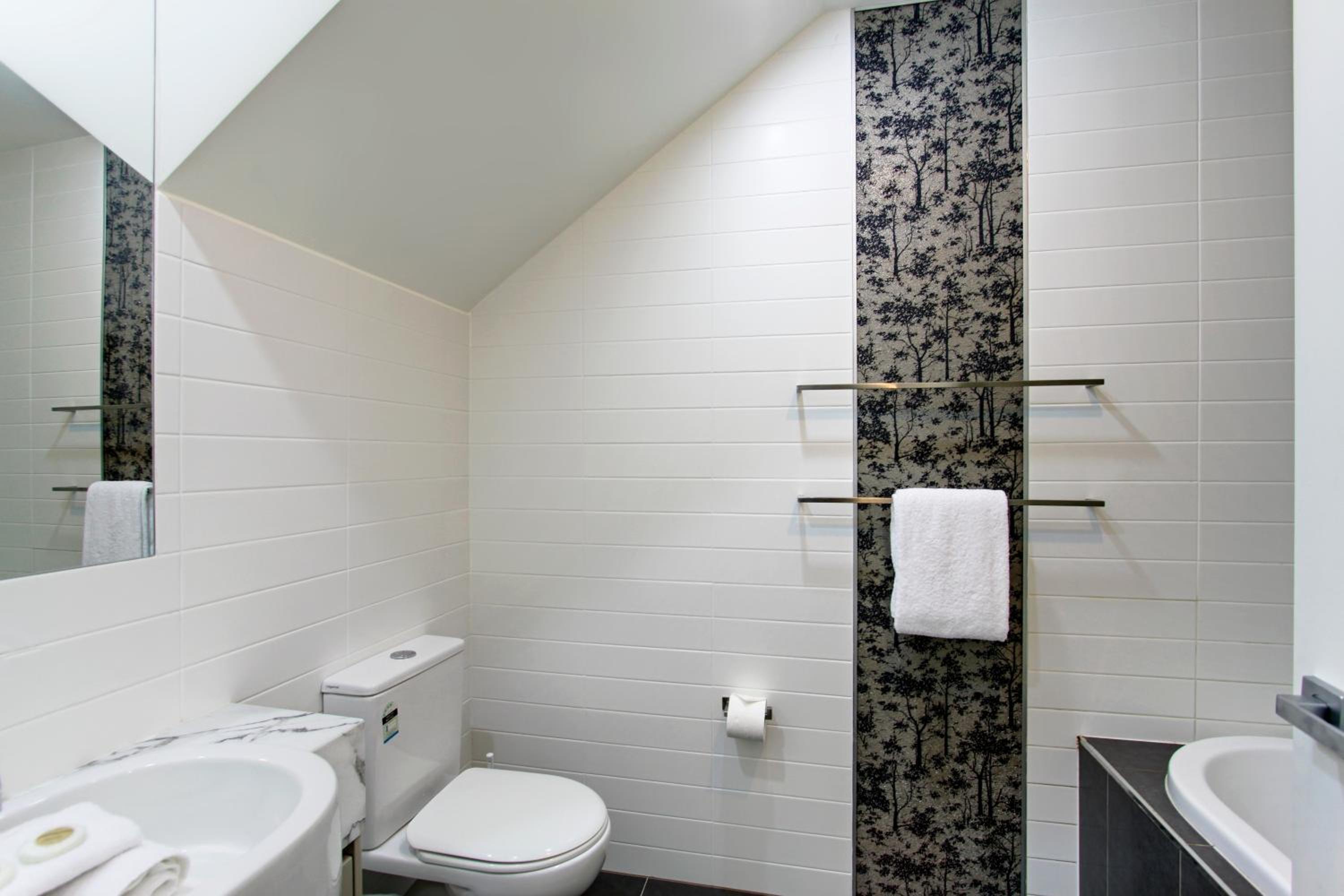 Luxury Three-Bedroom Apartment - Butter Factory Warehouse #6 photo 3