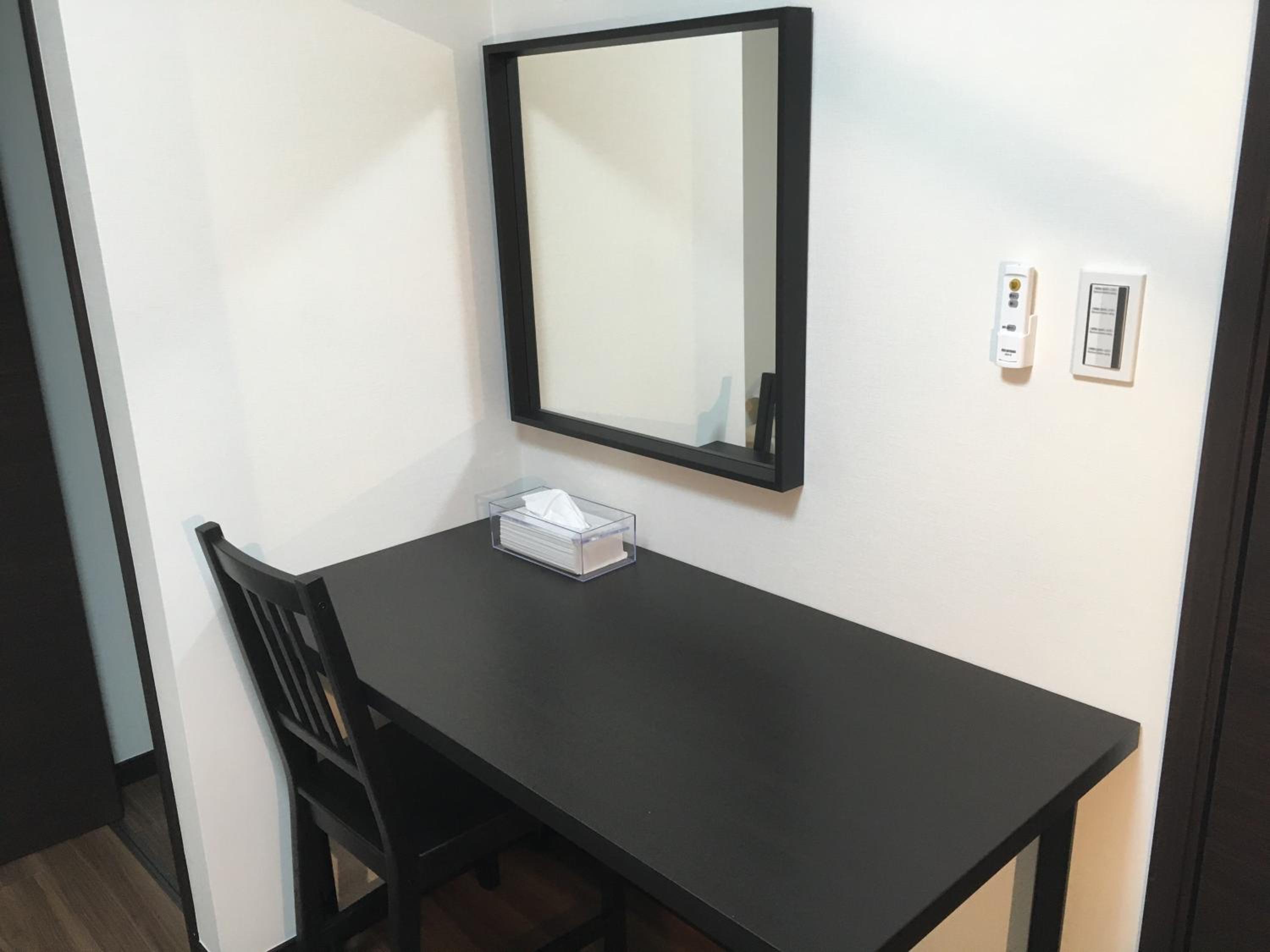 Standard Twin Room with Shared Bathroom photo 3
