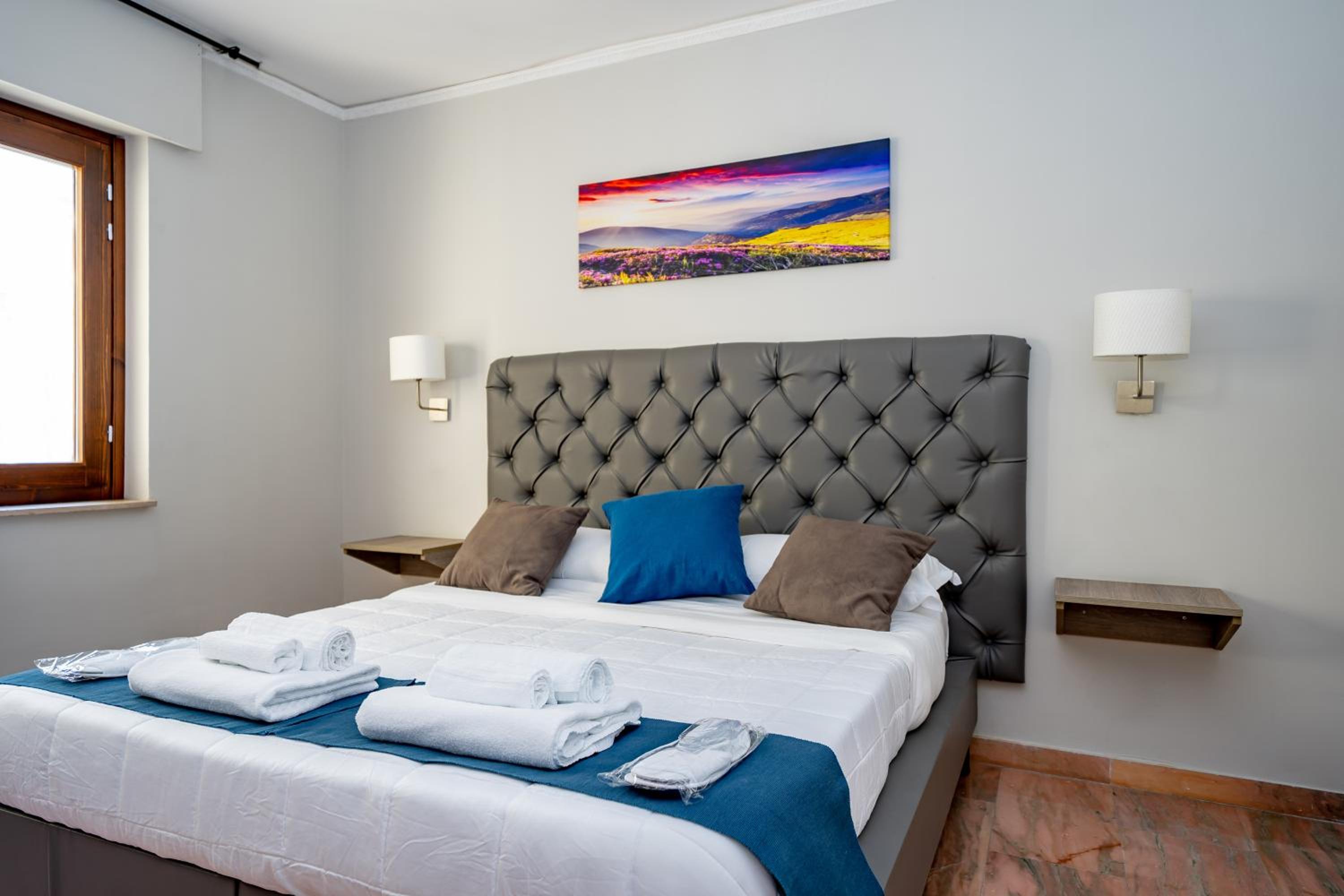 Economy Double Room - Photo 6