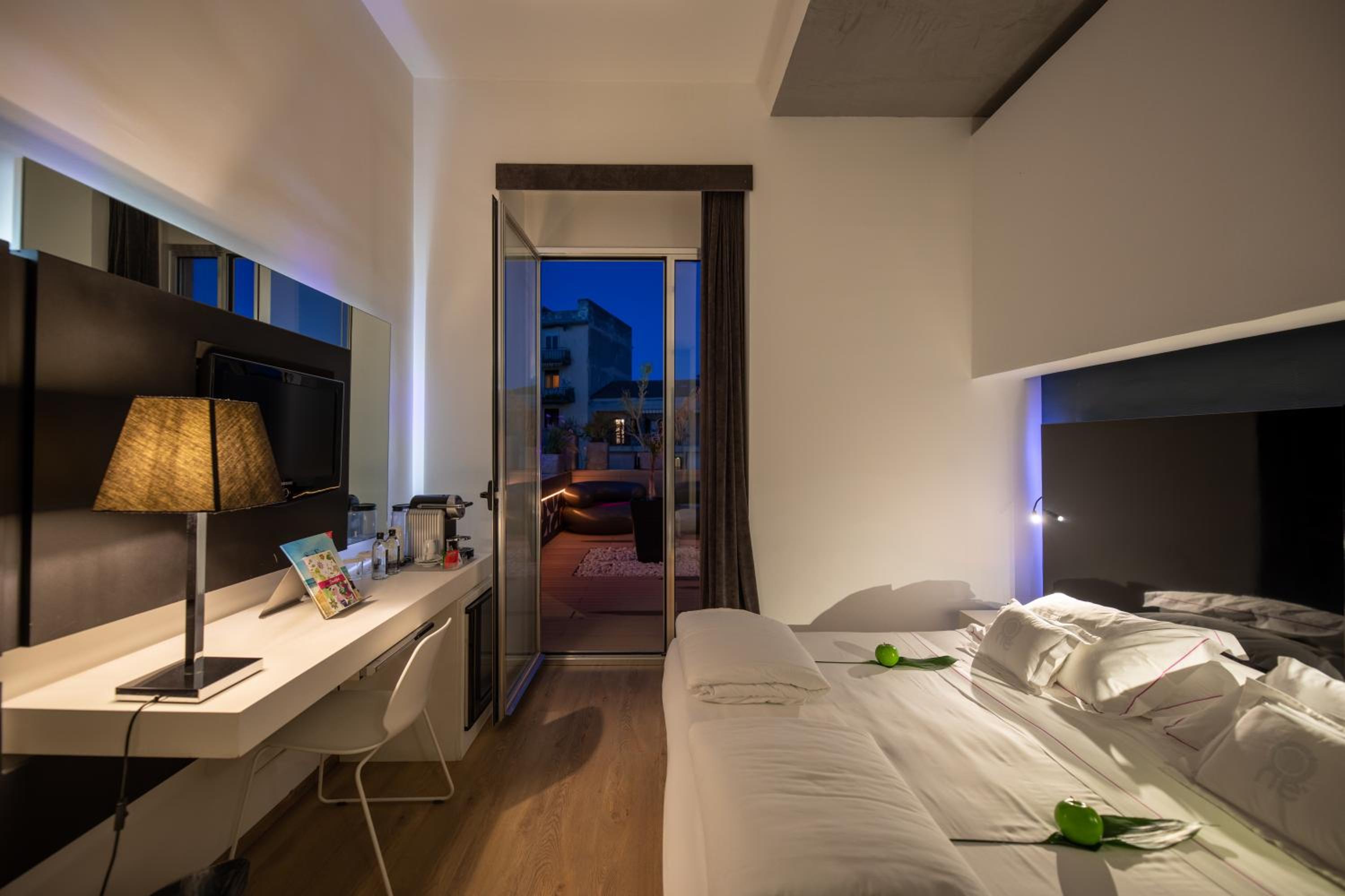 Executive Deluxe Double Room