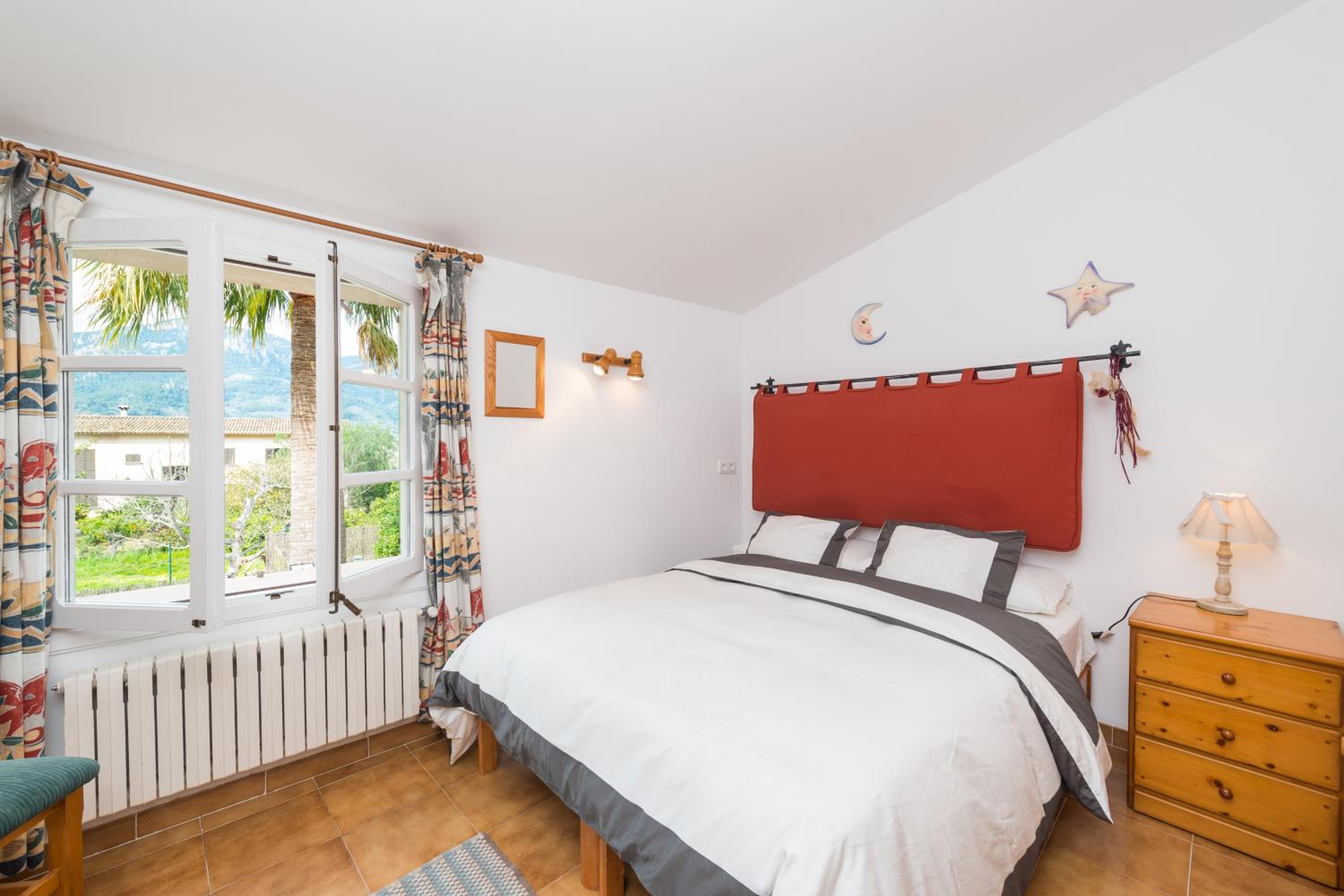 Villa de Tres Habitaciones