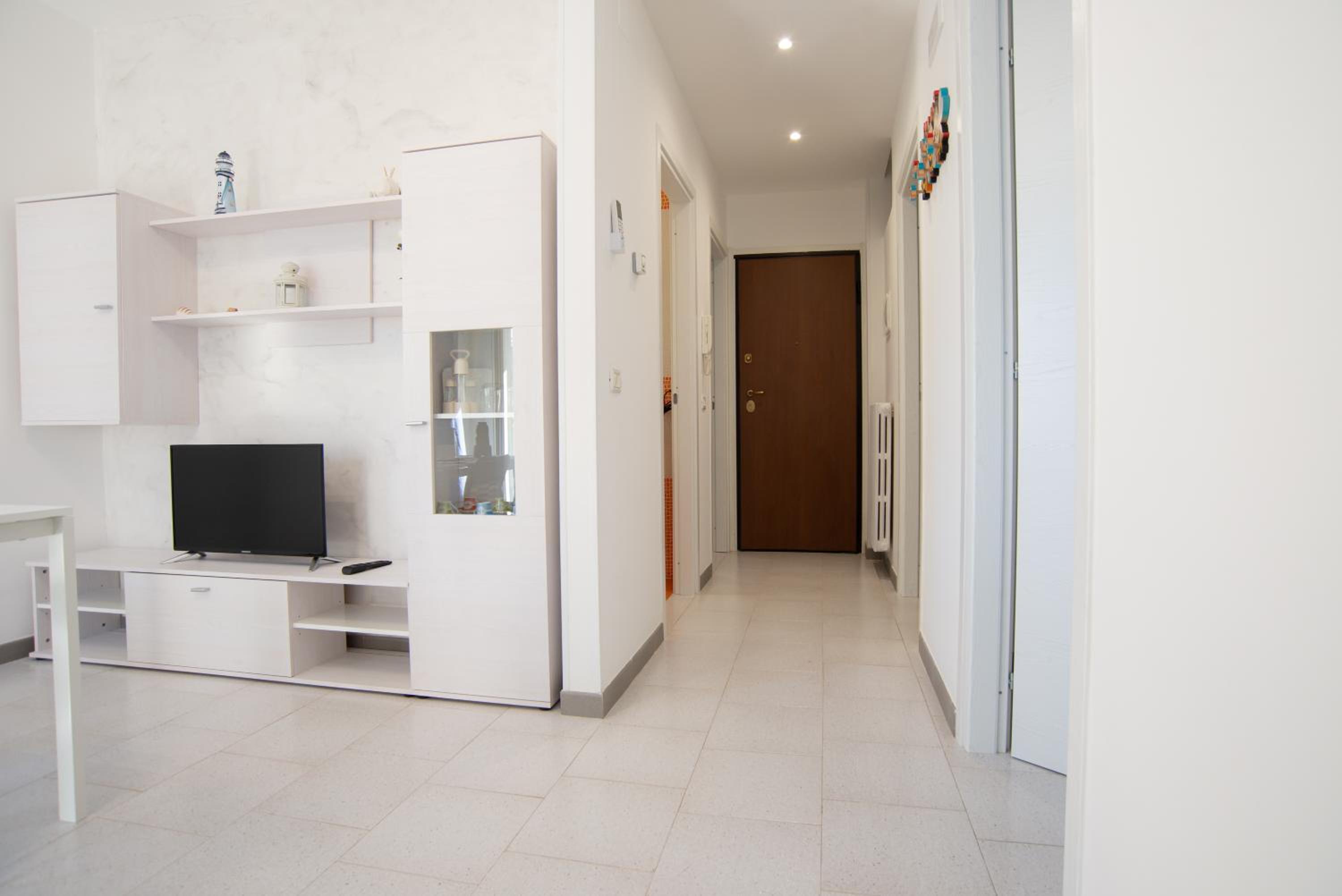 Two-Bedroom Apartment photo 2
