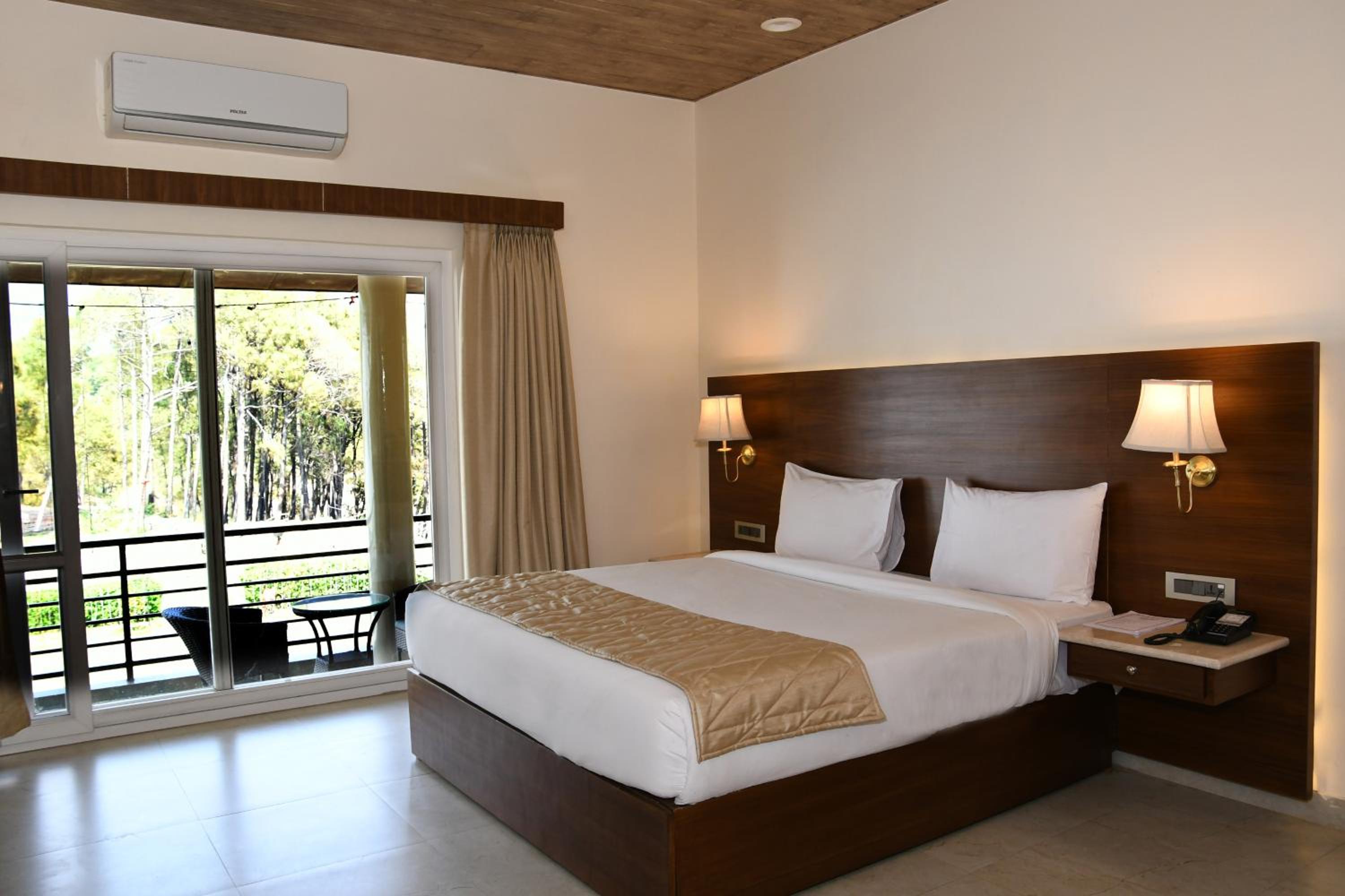 Double Room with Balcony photo 1