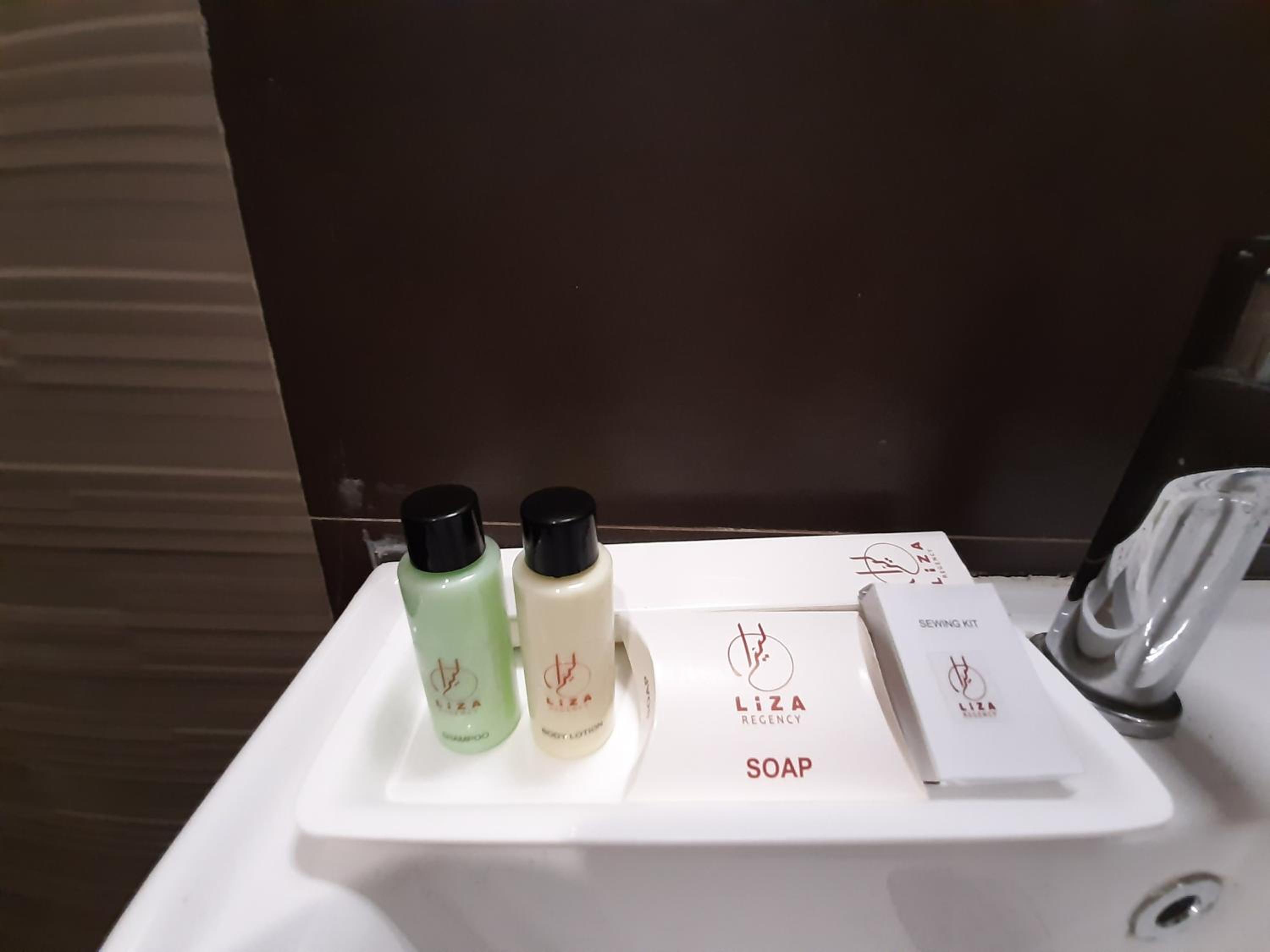 Premium Room - Photo 10