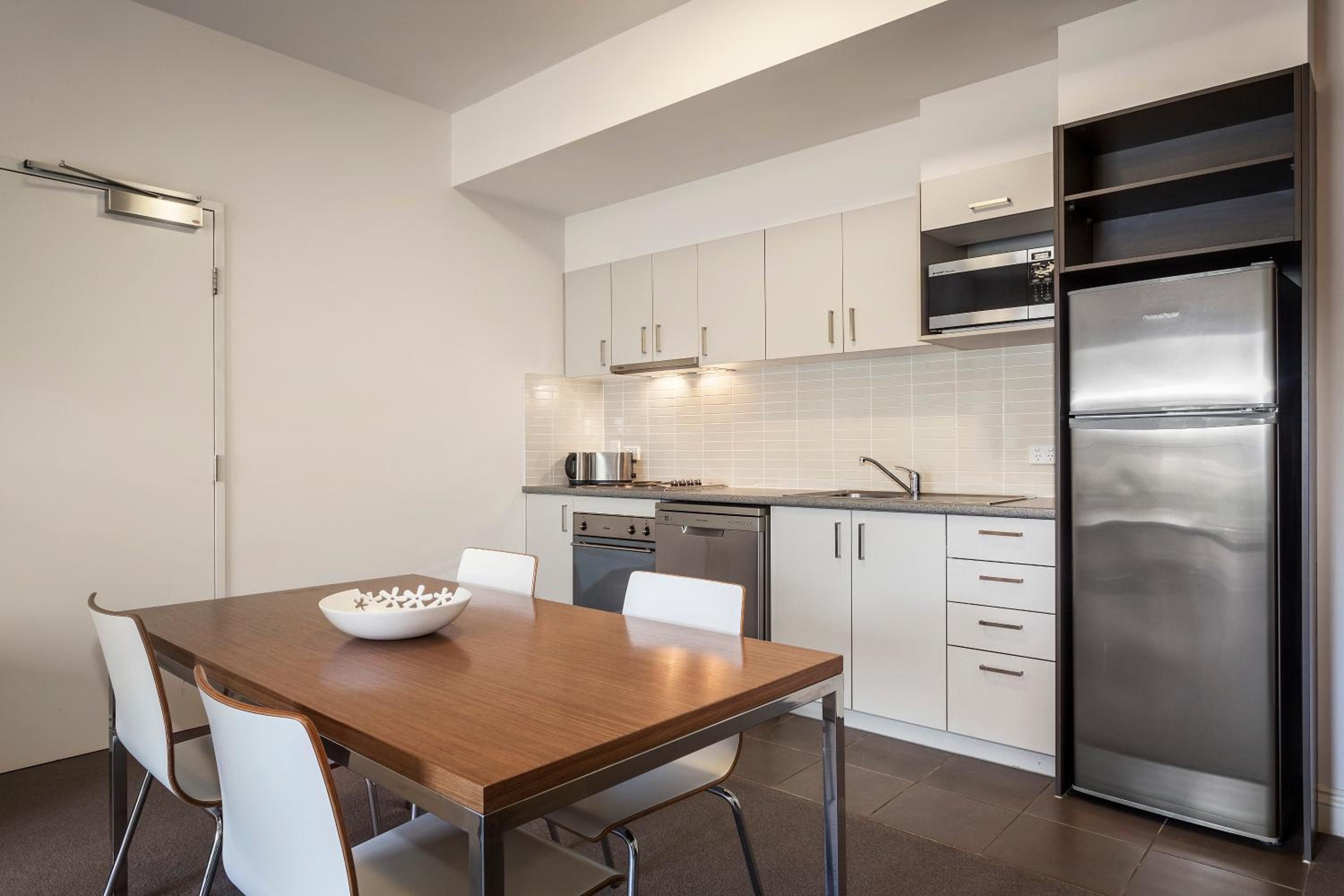 Three-Bedroom Apartment photo 2
