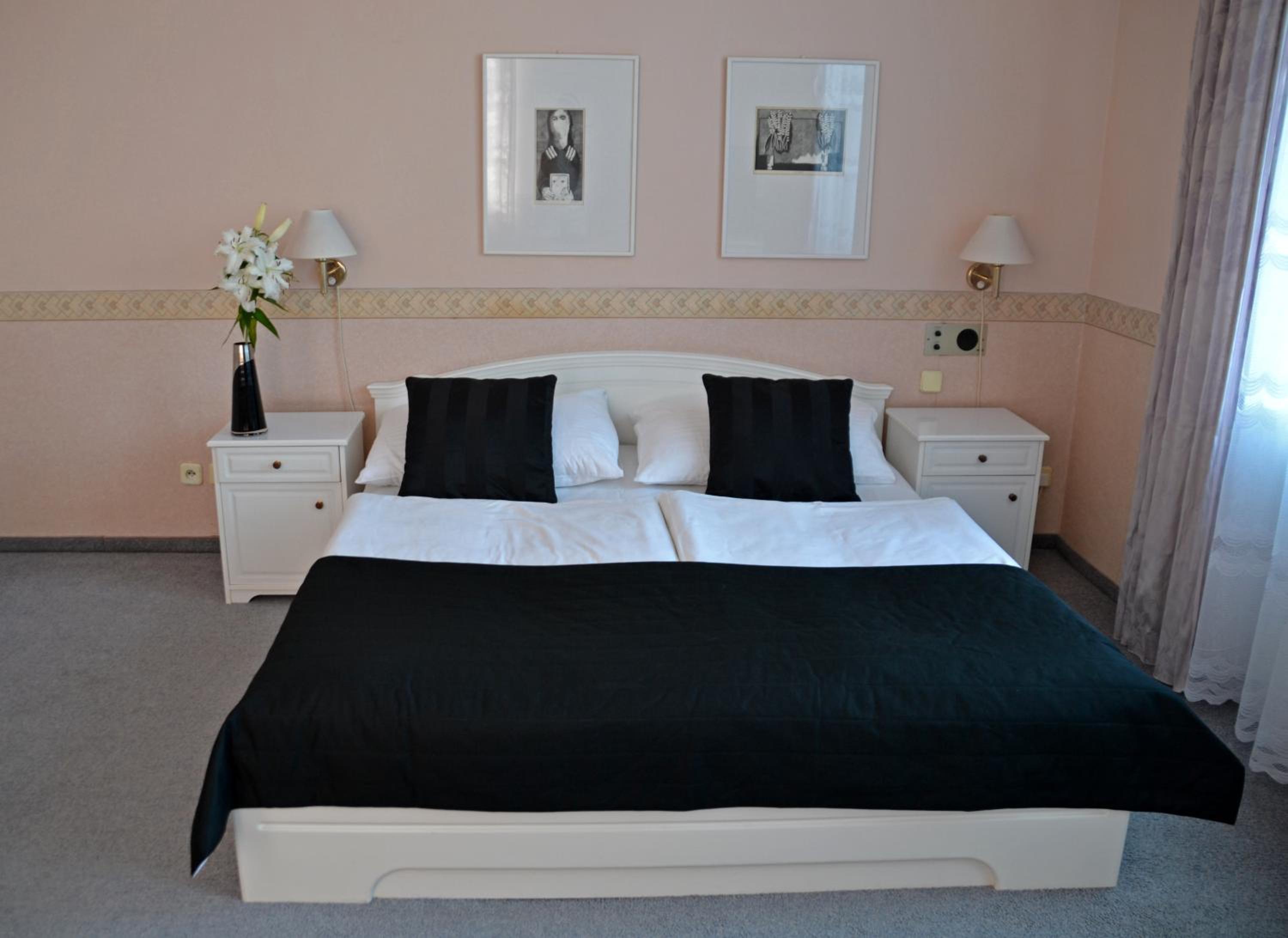 Classic Double Room photo 2