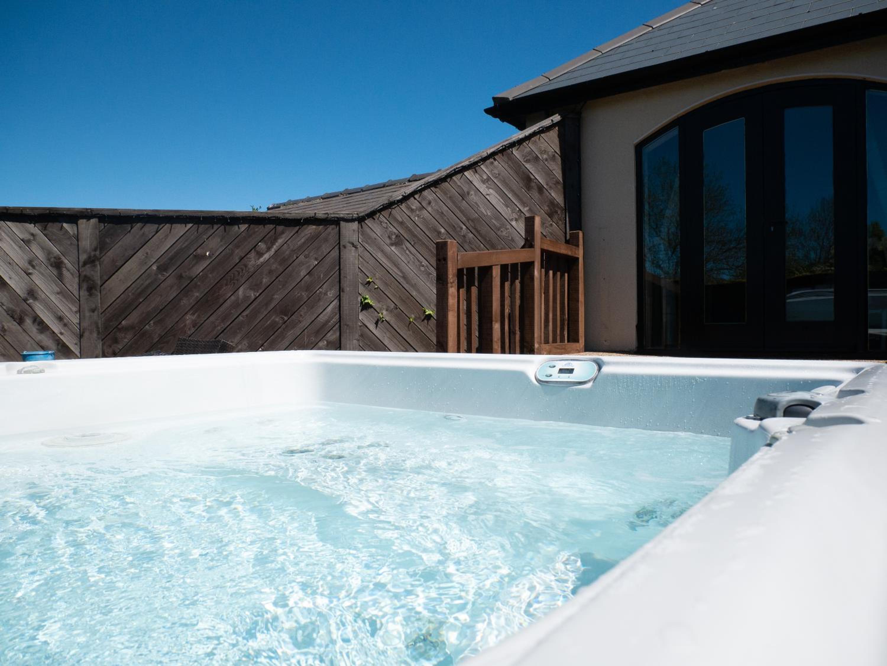 The Mews with Hot Tub - Photo 4