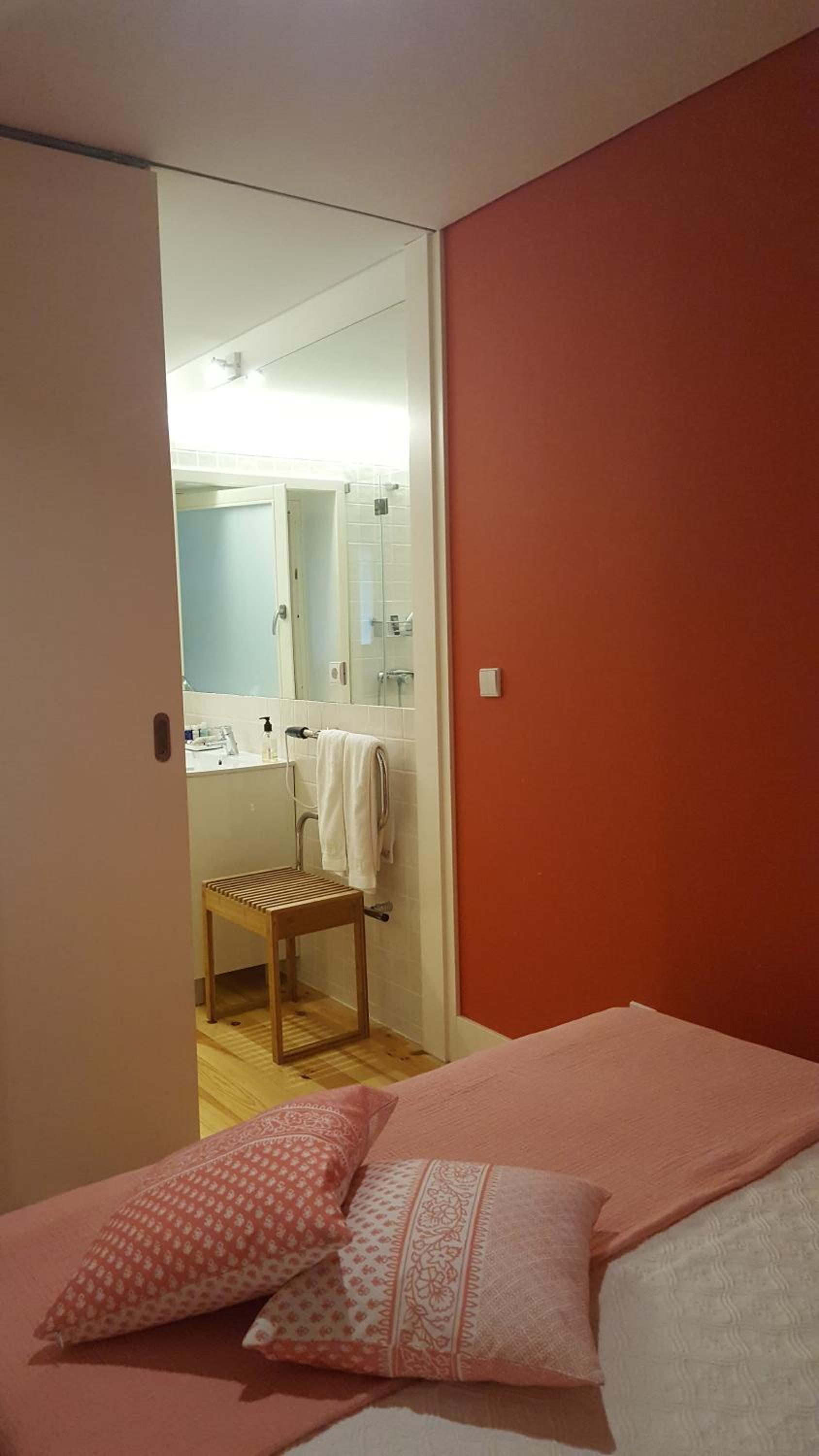Apartment with Terrace - Photo 5