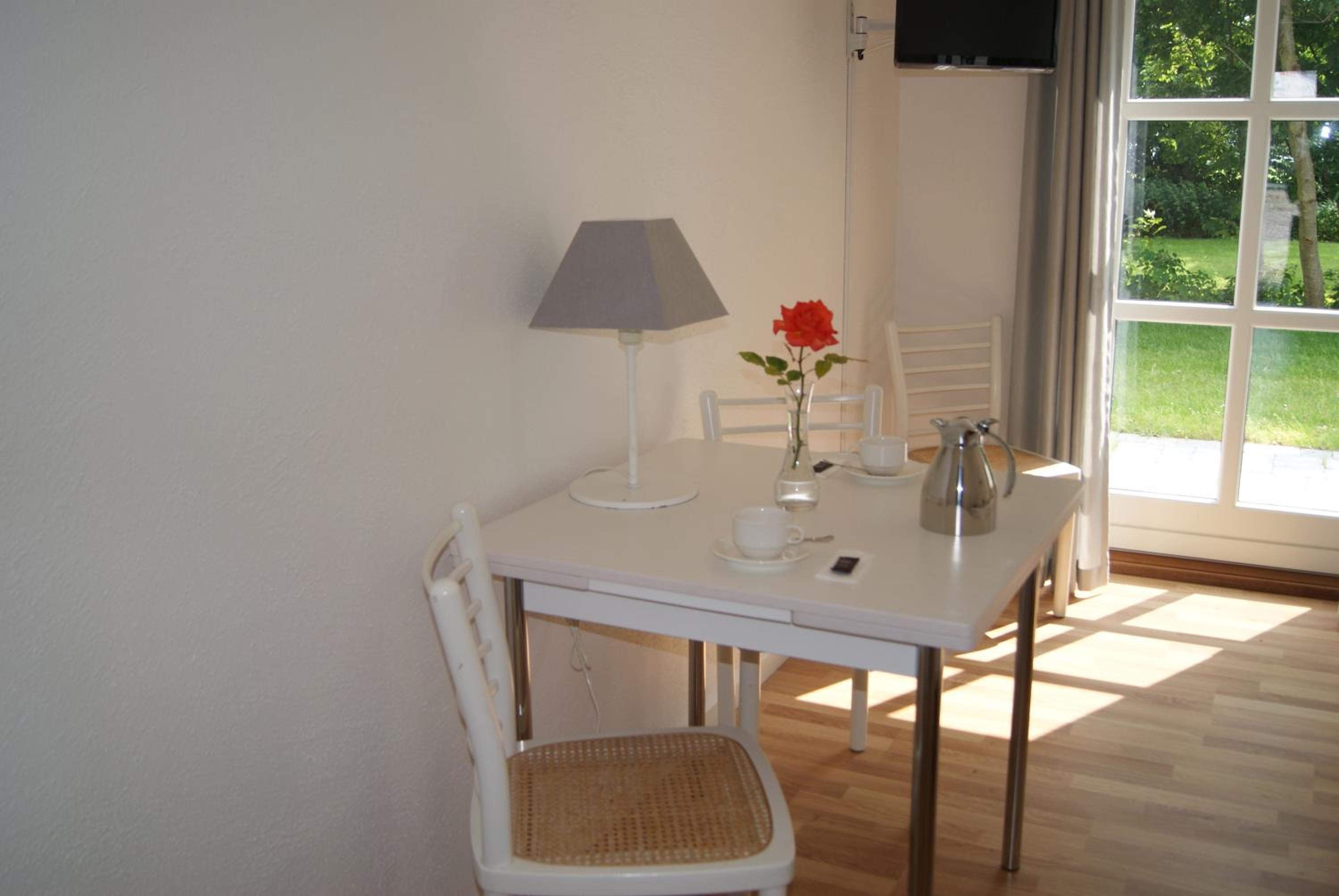 Apartment With Terrace photo 3