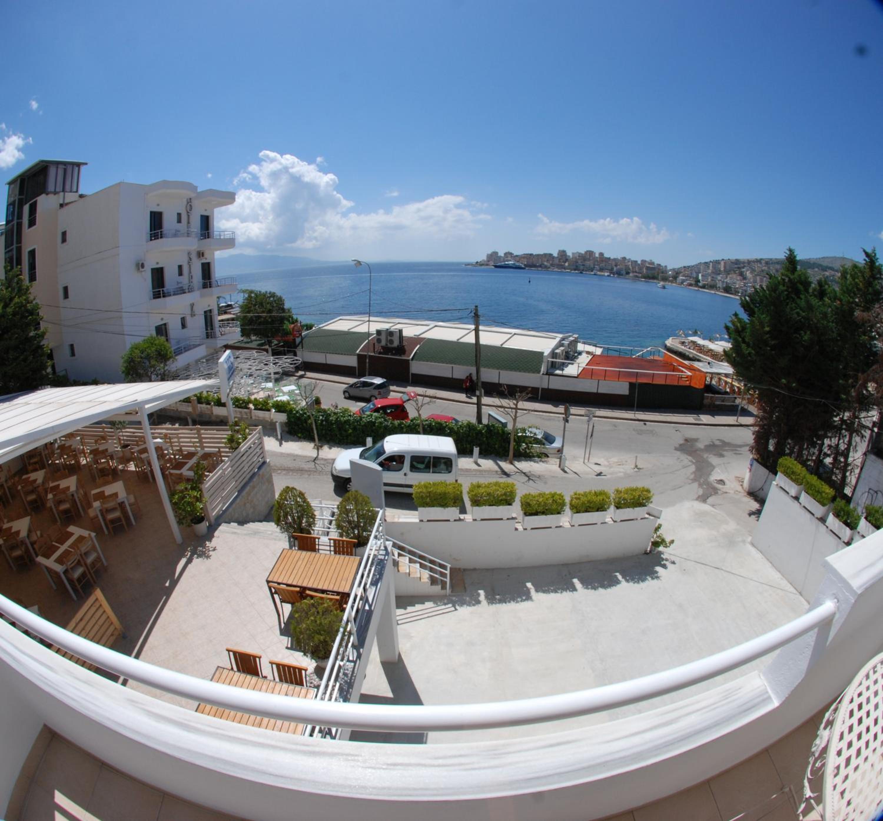 Deluxe Double or Twin Room with Sea View photo 2