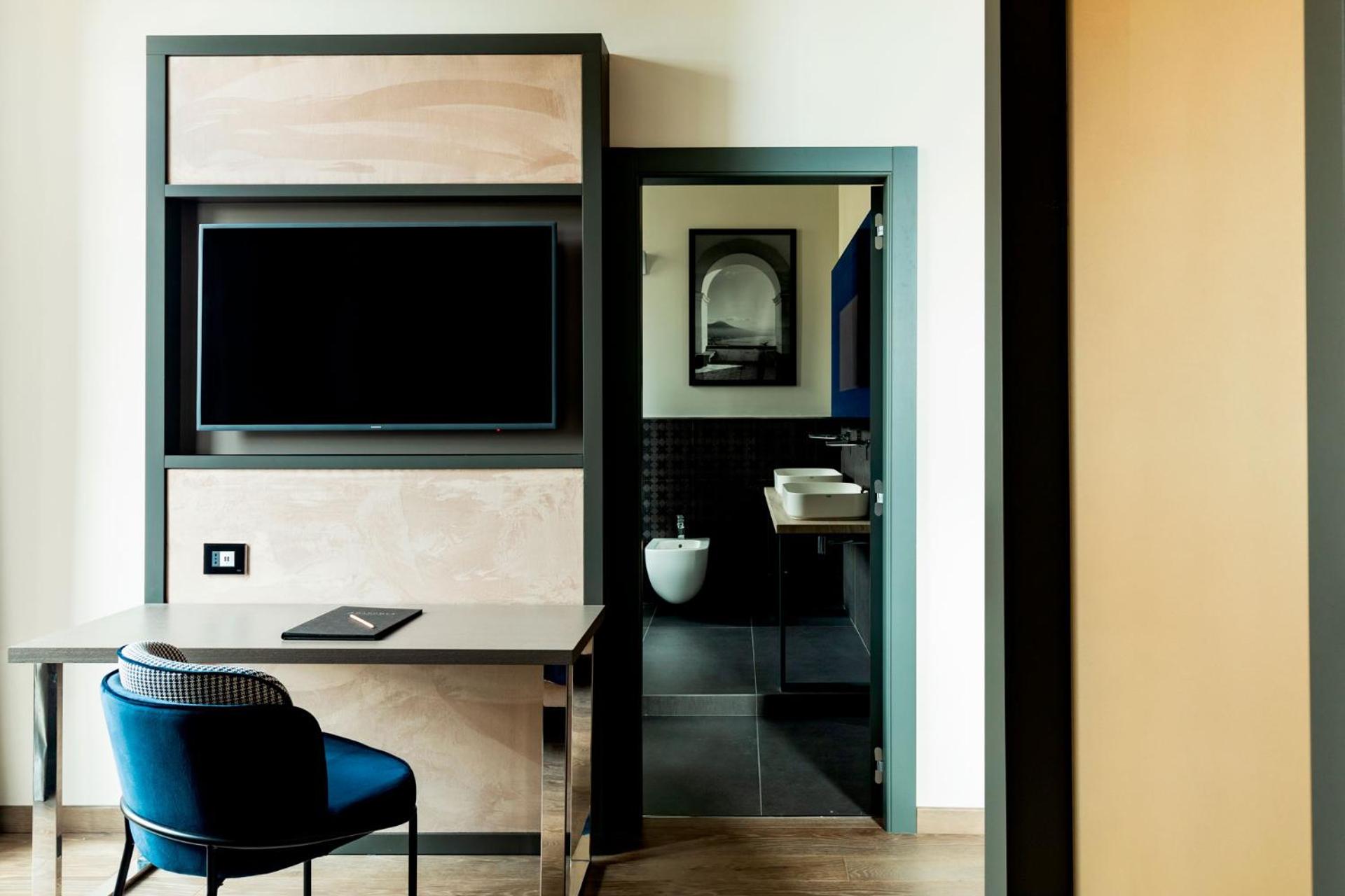 Deluxe Suite photo 2