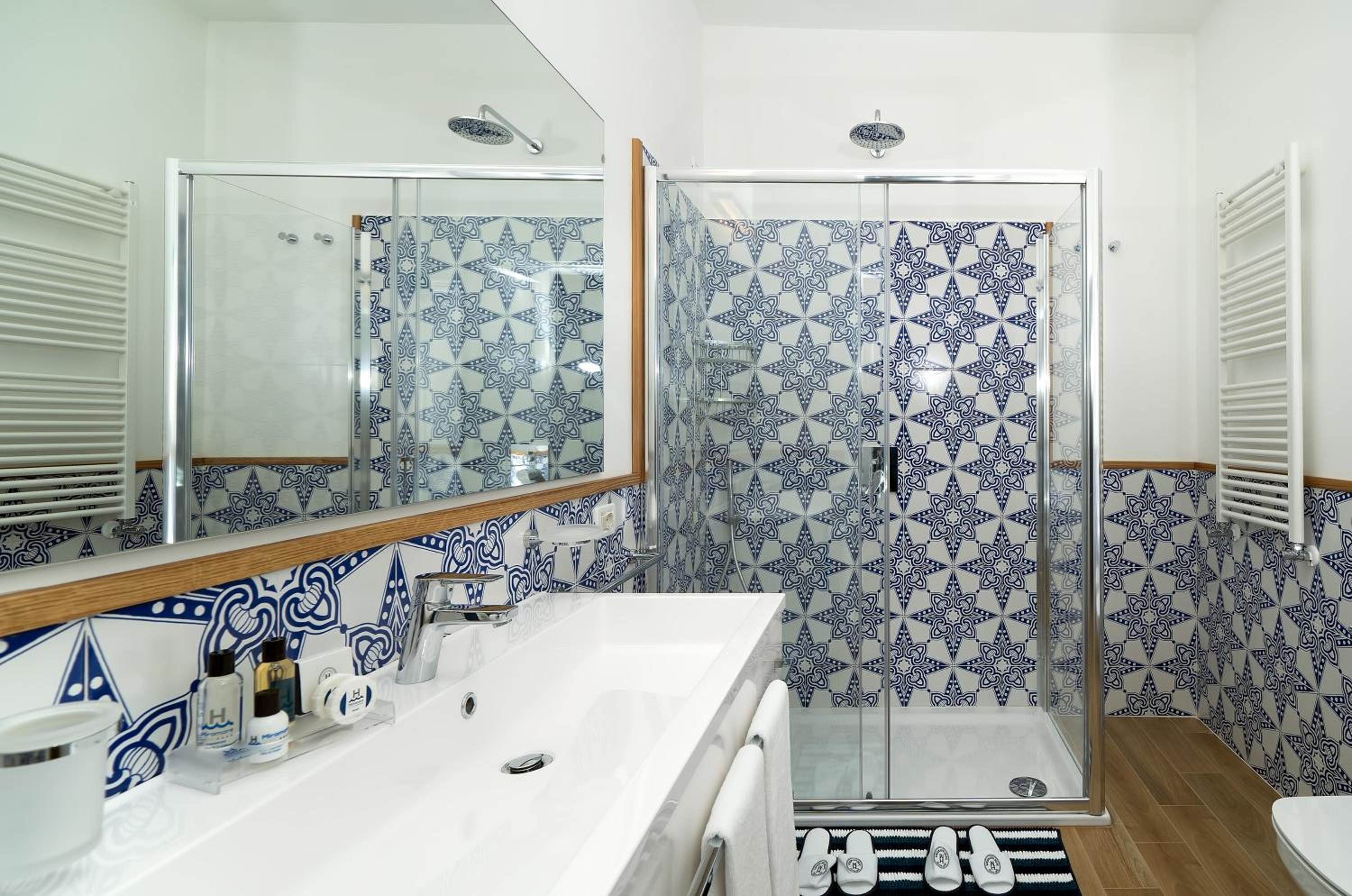 Junior Suite thumbnail 6