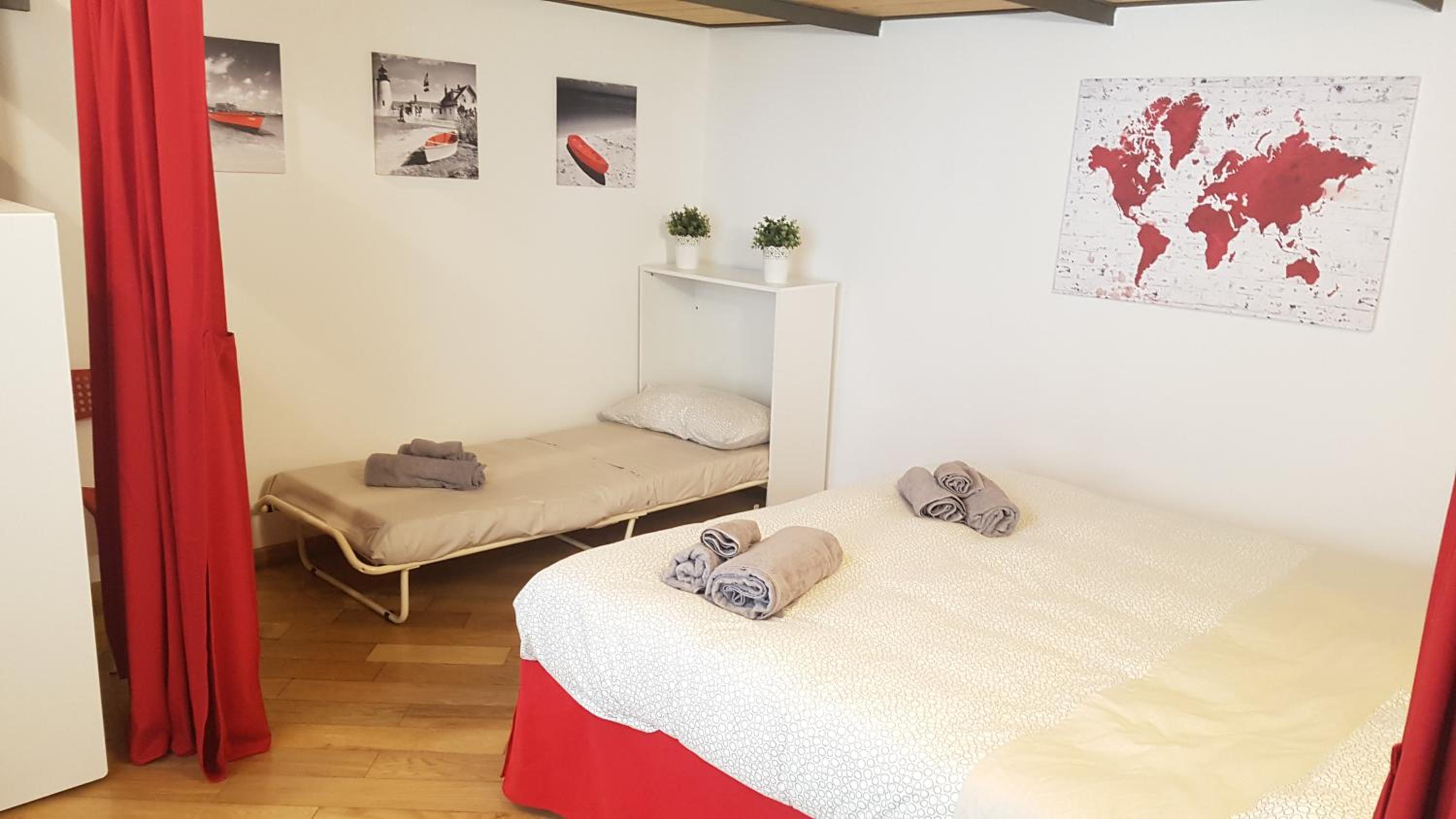 Two-Bedroom Apartment - Photo 15