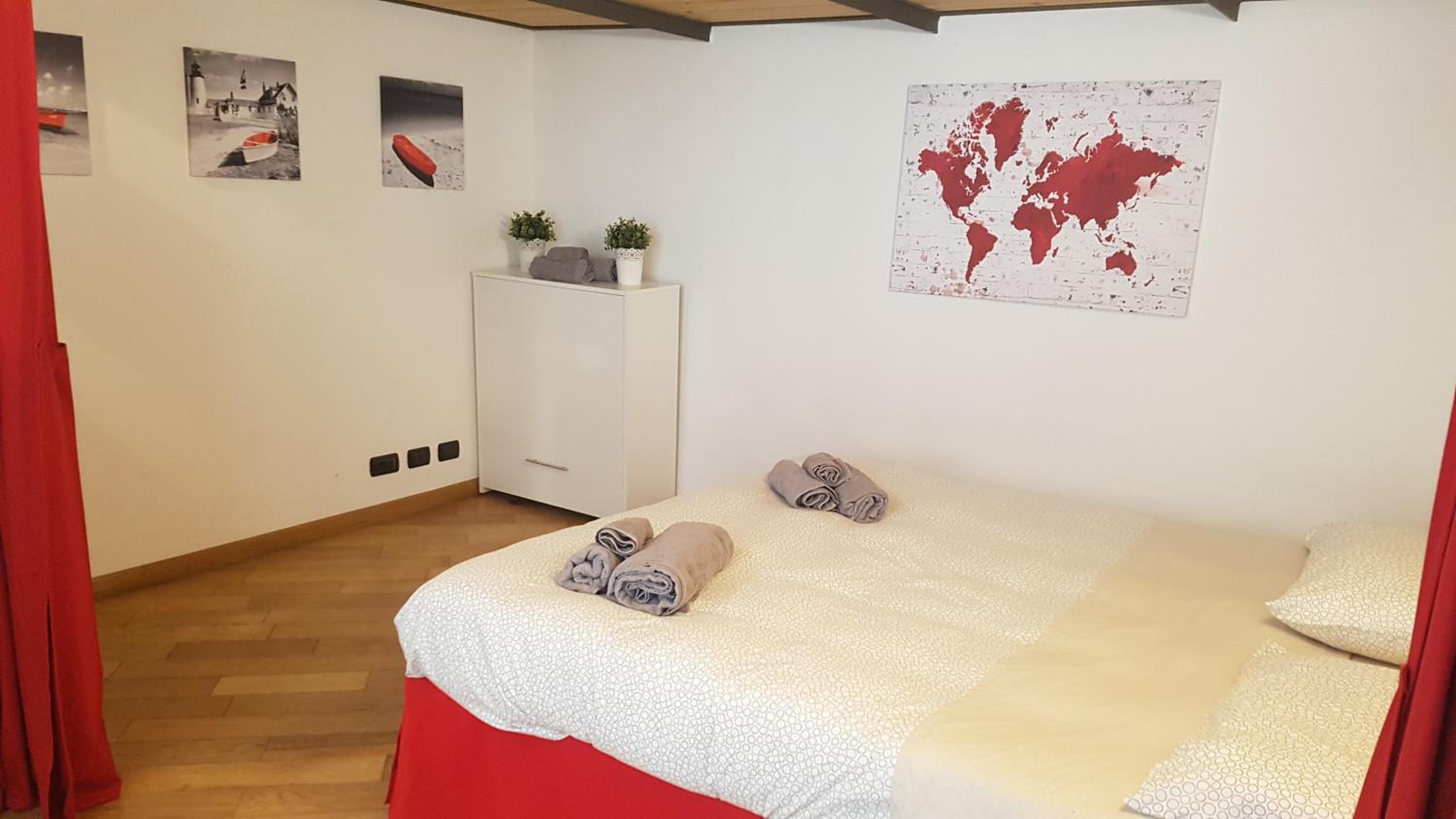 Two-Bedroom Apartment - Photo 14