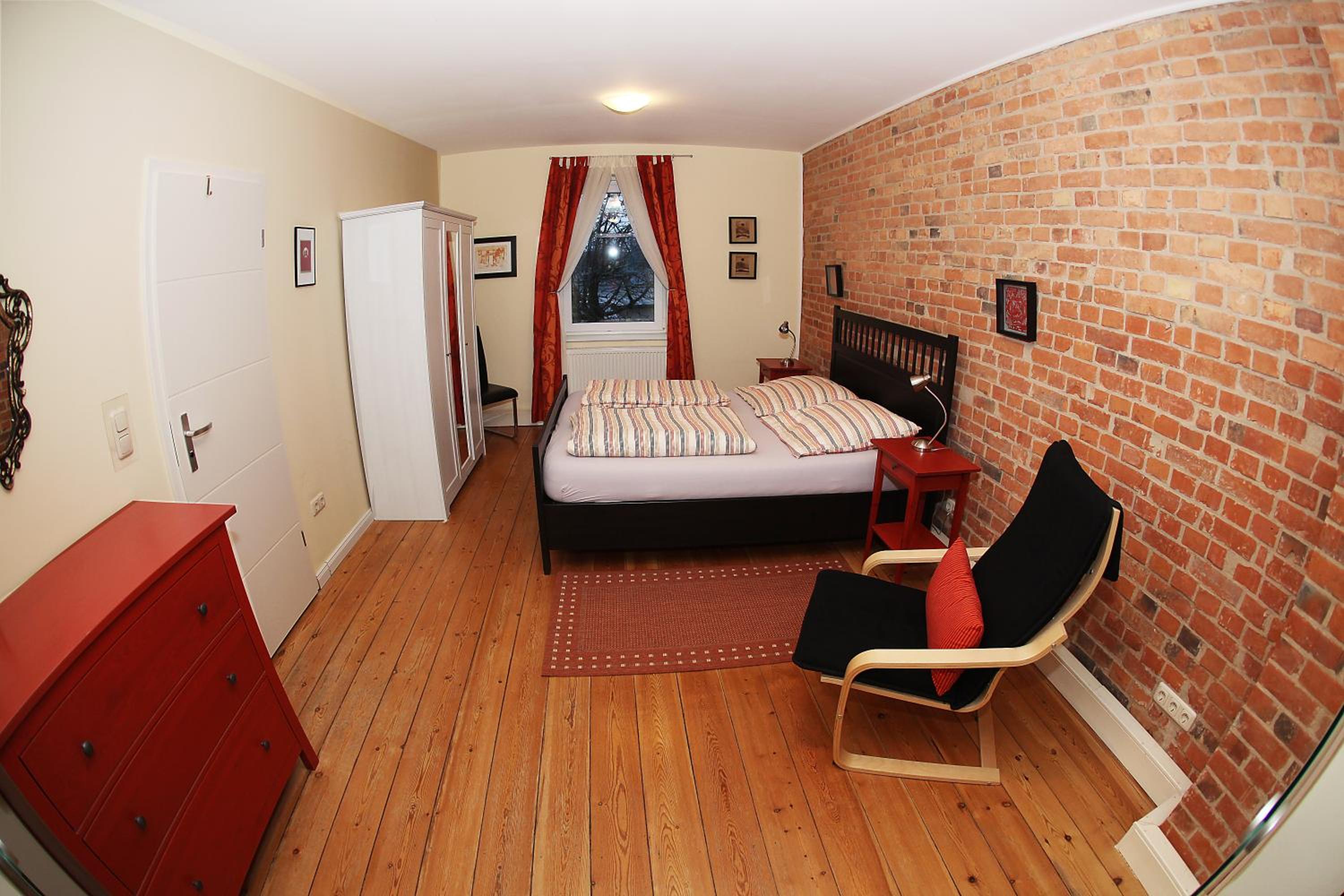 One-Bedroom Apartment 34 a - Second Floor