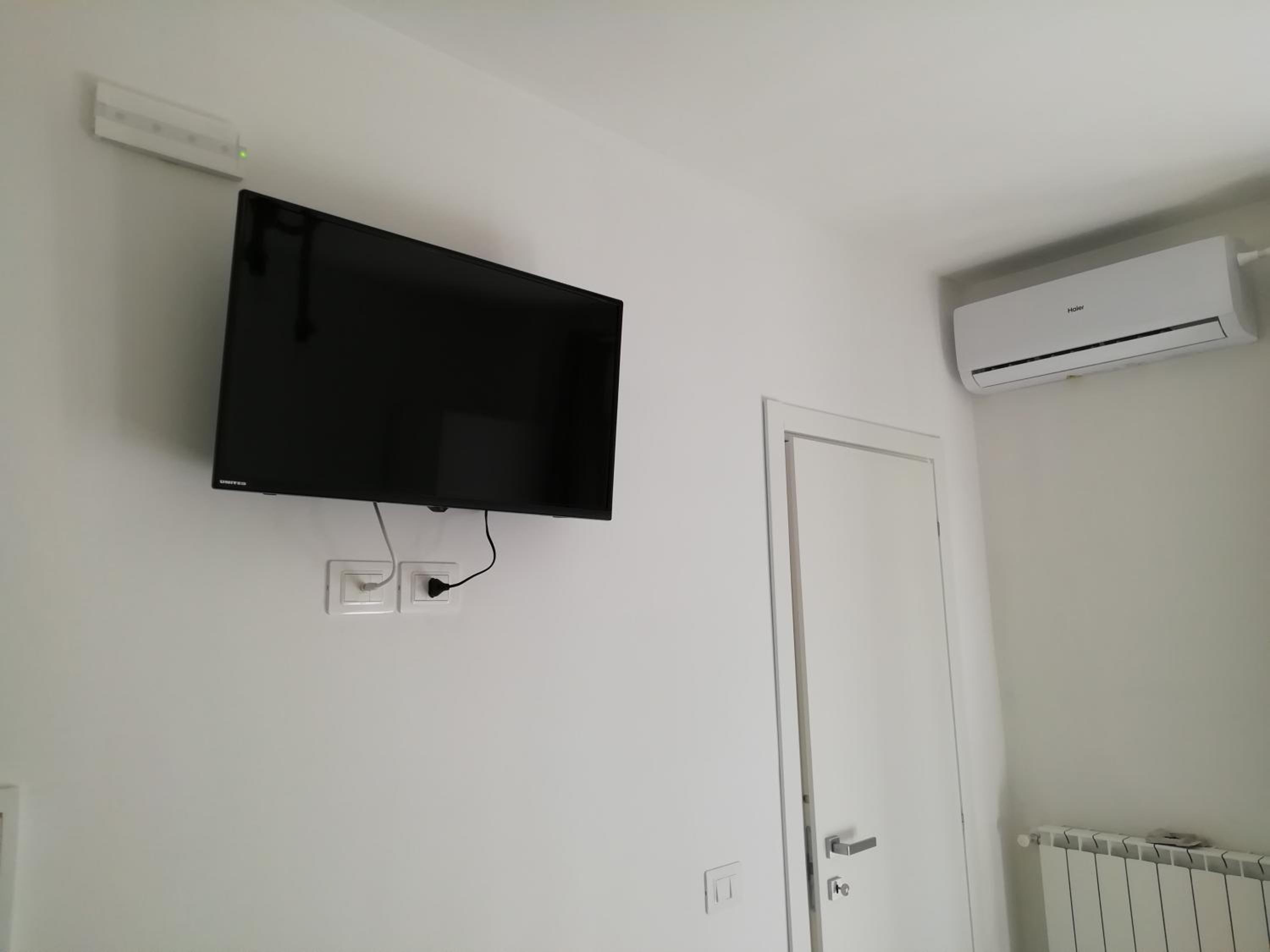Deluxe Room - Photo 9
