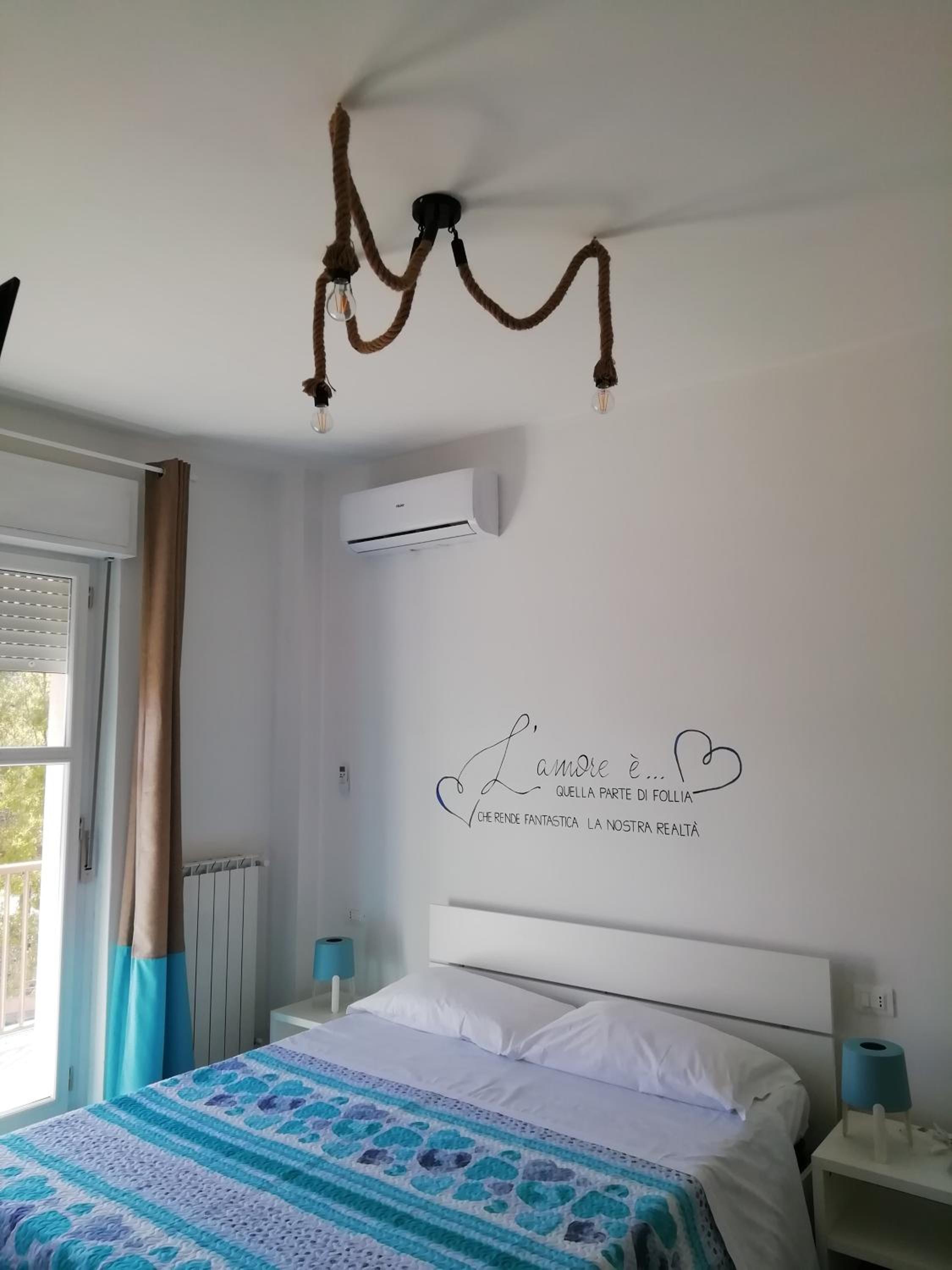 Standard King Room - Photo 1