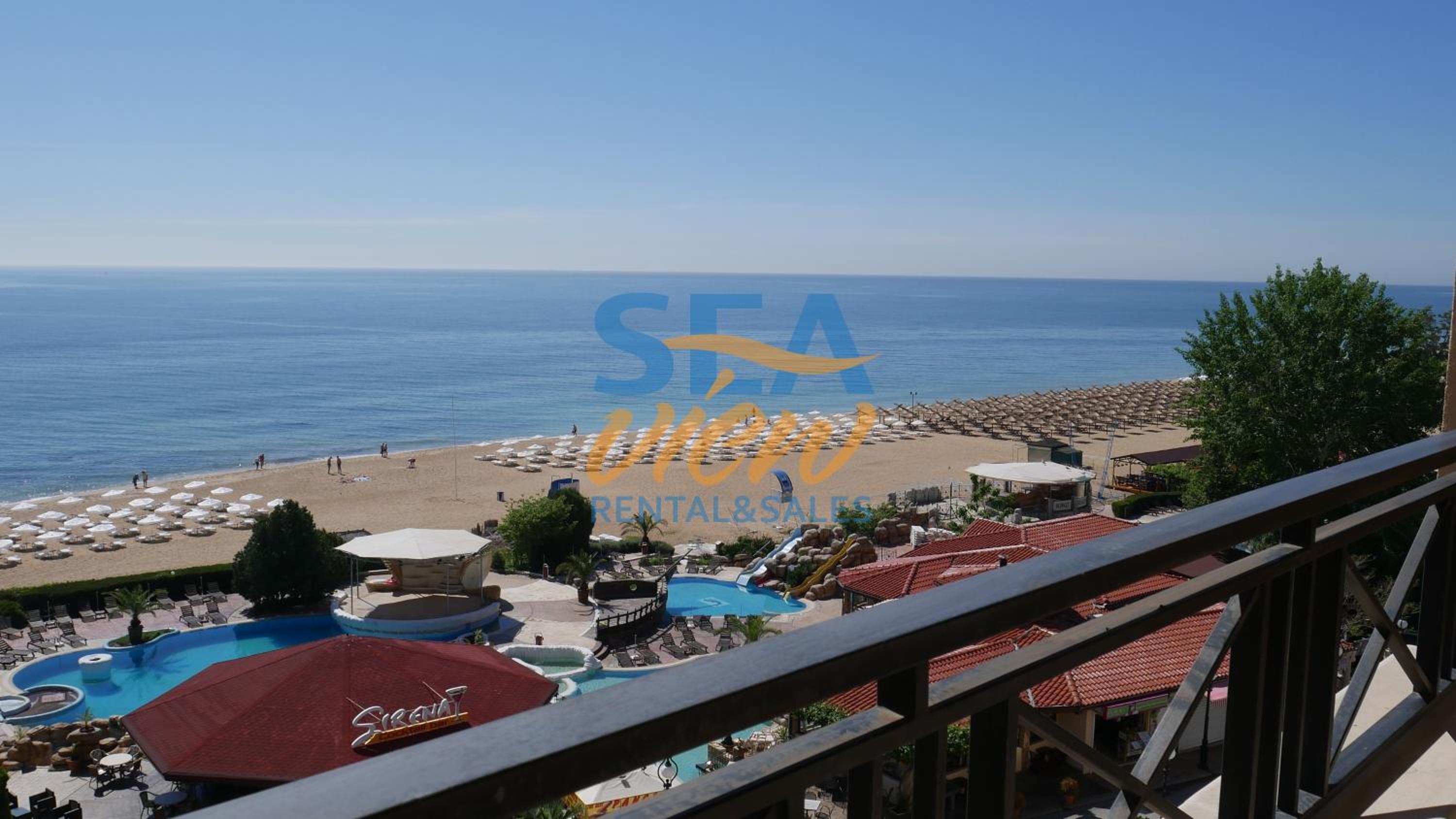 Sunny One-Bedroom Apartment with Sea View photo 3