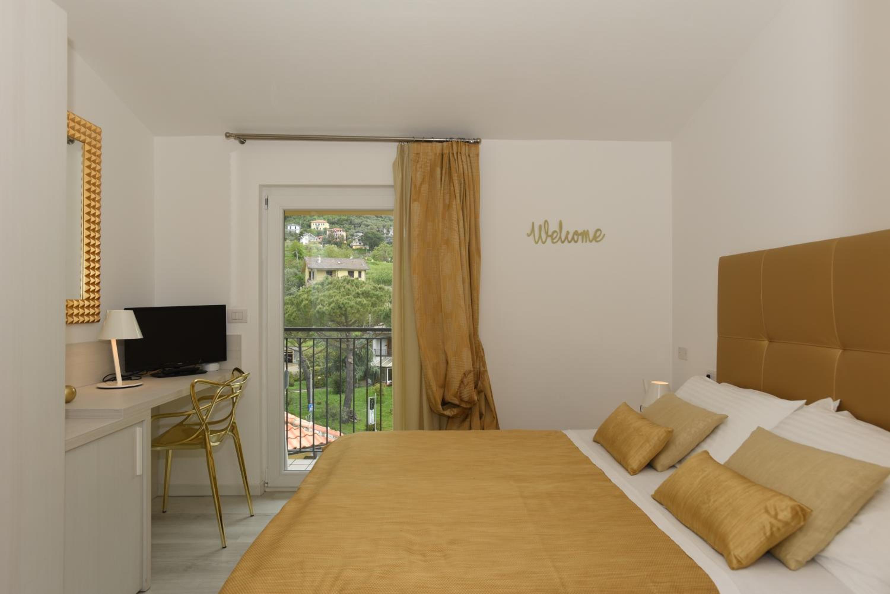Single Room with Mountain View photo 3