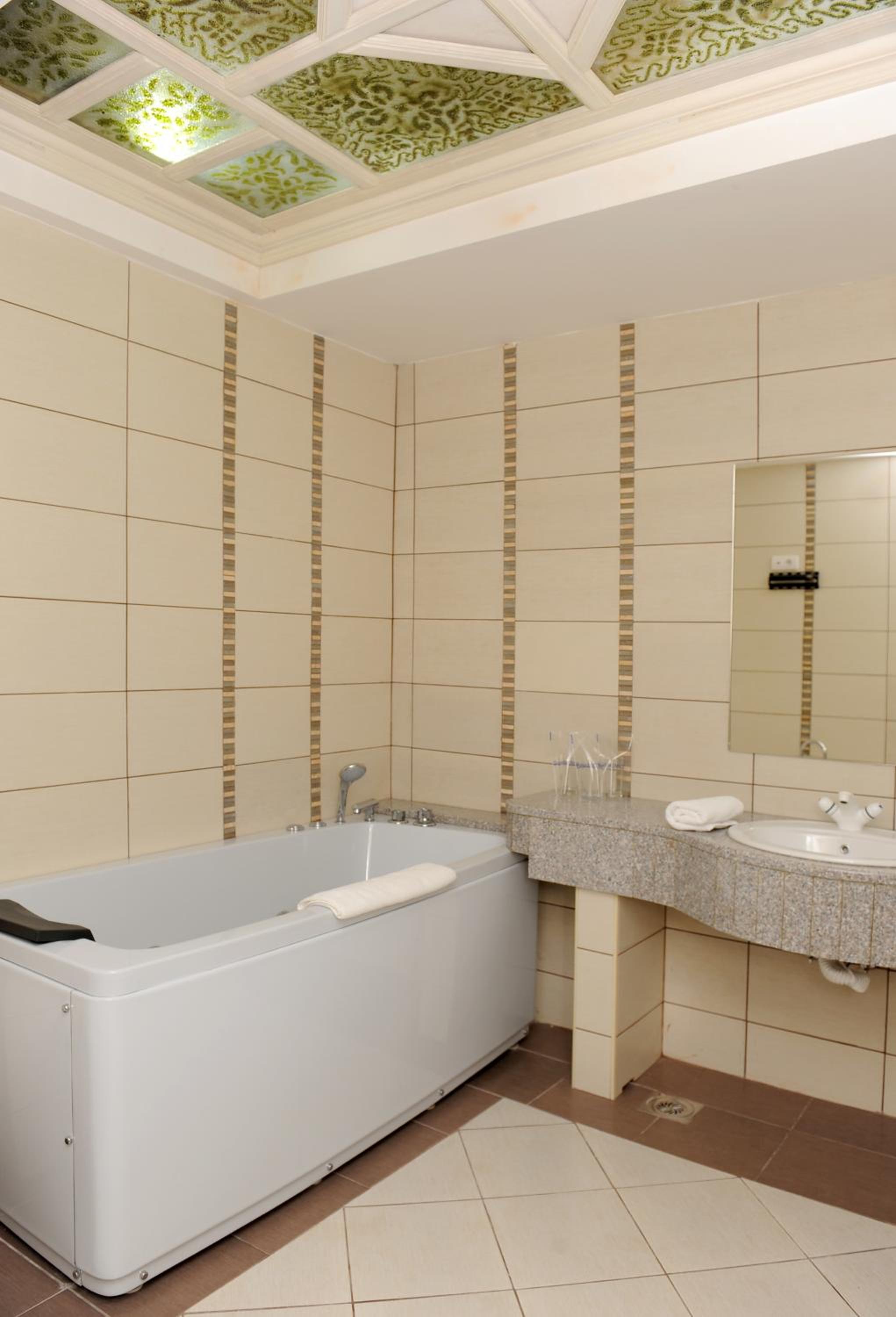 Triple Room - Photo 10