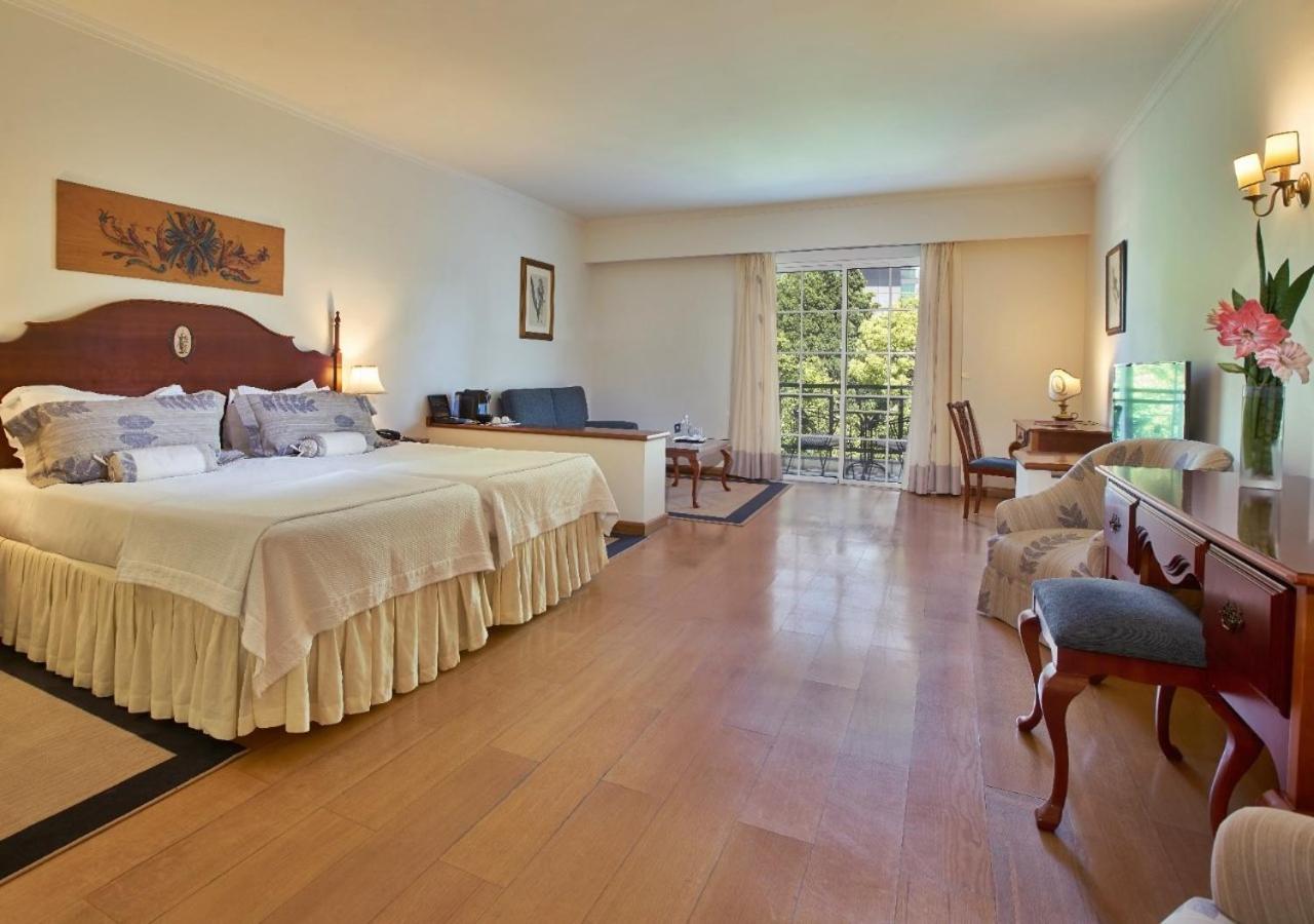 Junior Suite with Garden View and Balcony - Photo 1