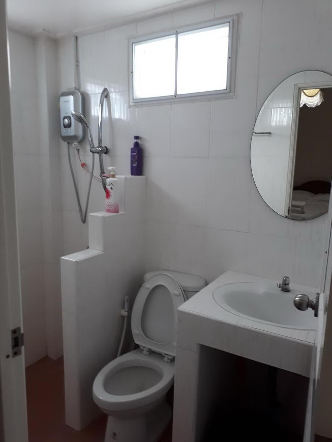 Double Room with Private Bathroom photo 2