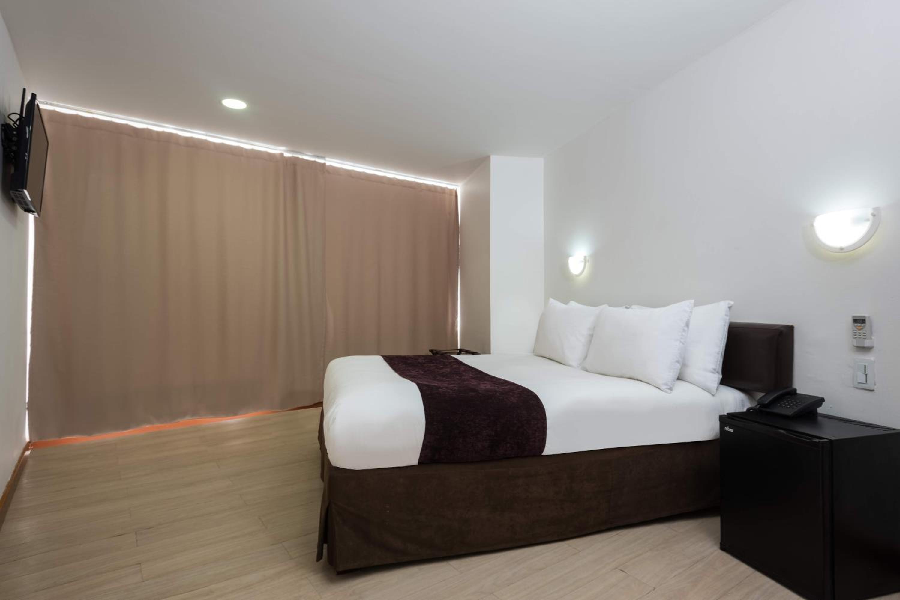 Superior Double or Twin Room photo 2