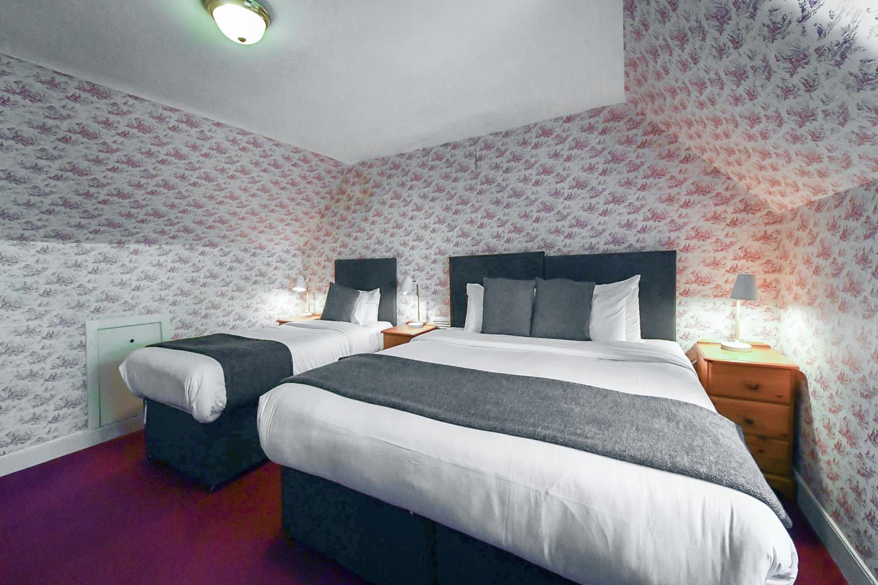 Mckays Double or Twin Room (main building)