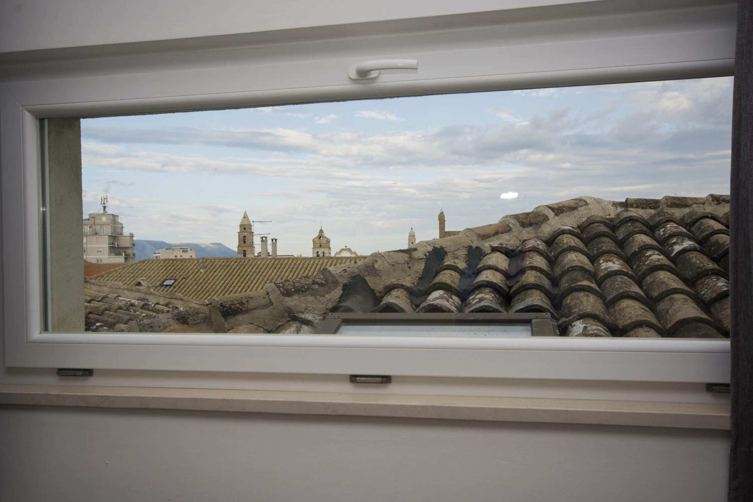 Suite with Terrace - Photo 11