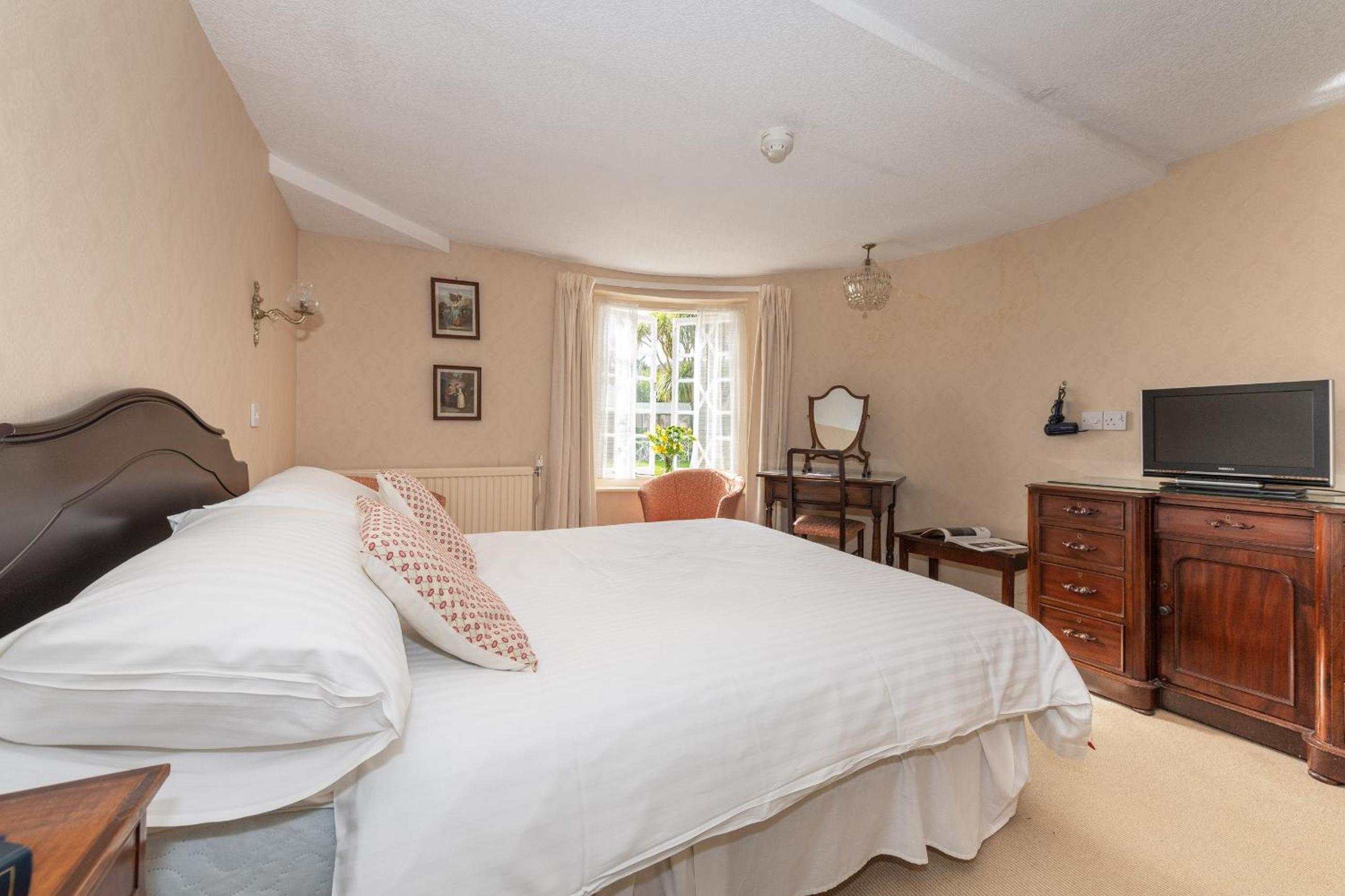 Standard Double Room photo 2