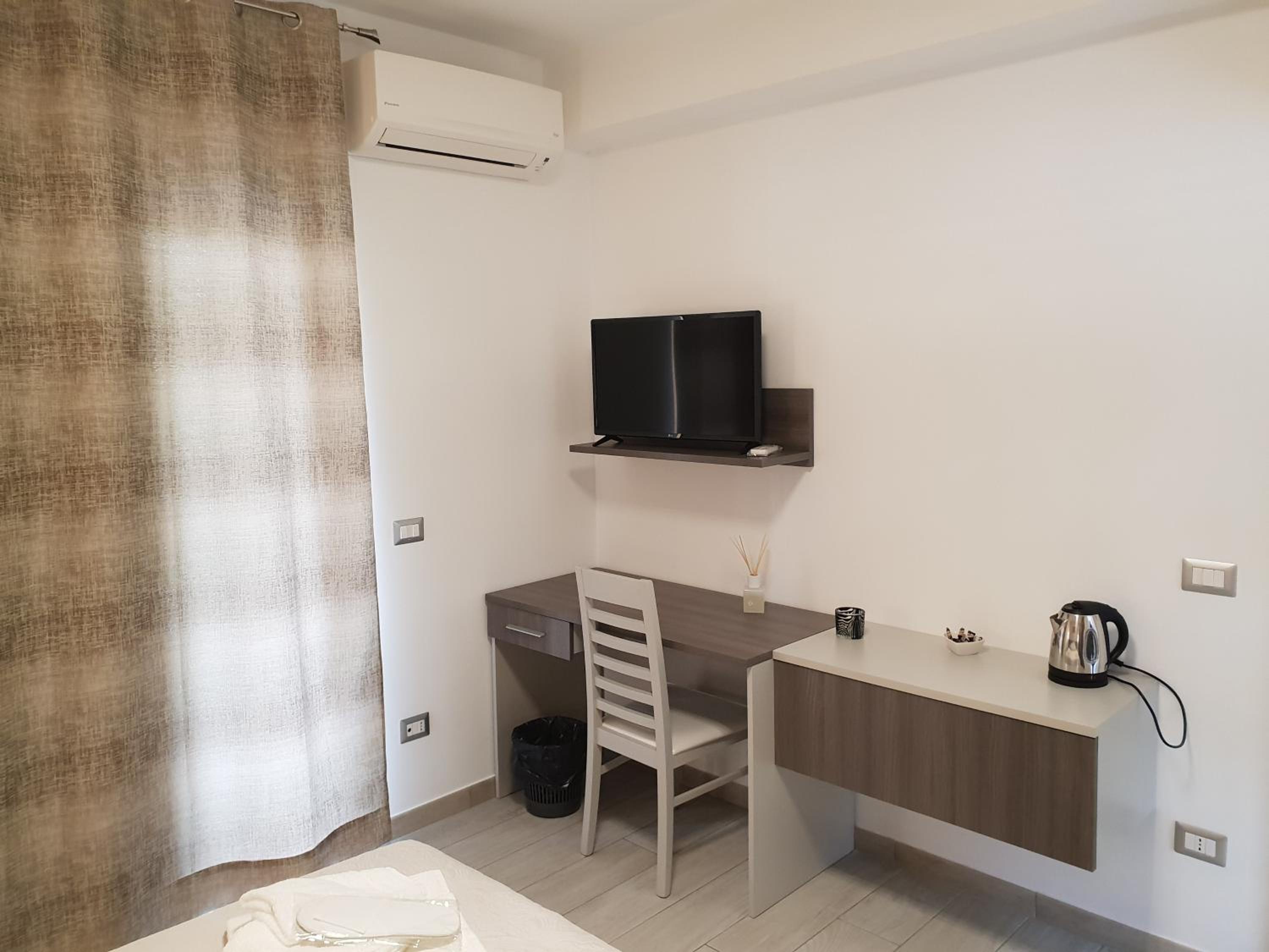 Deluxe Family Suite photo 2