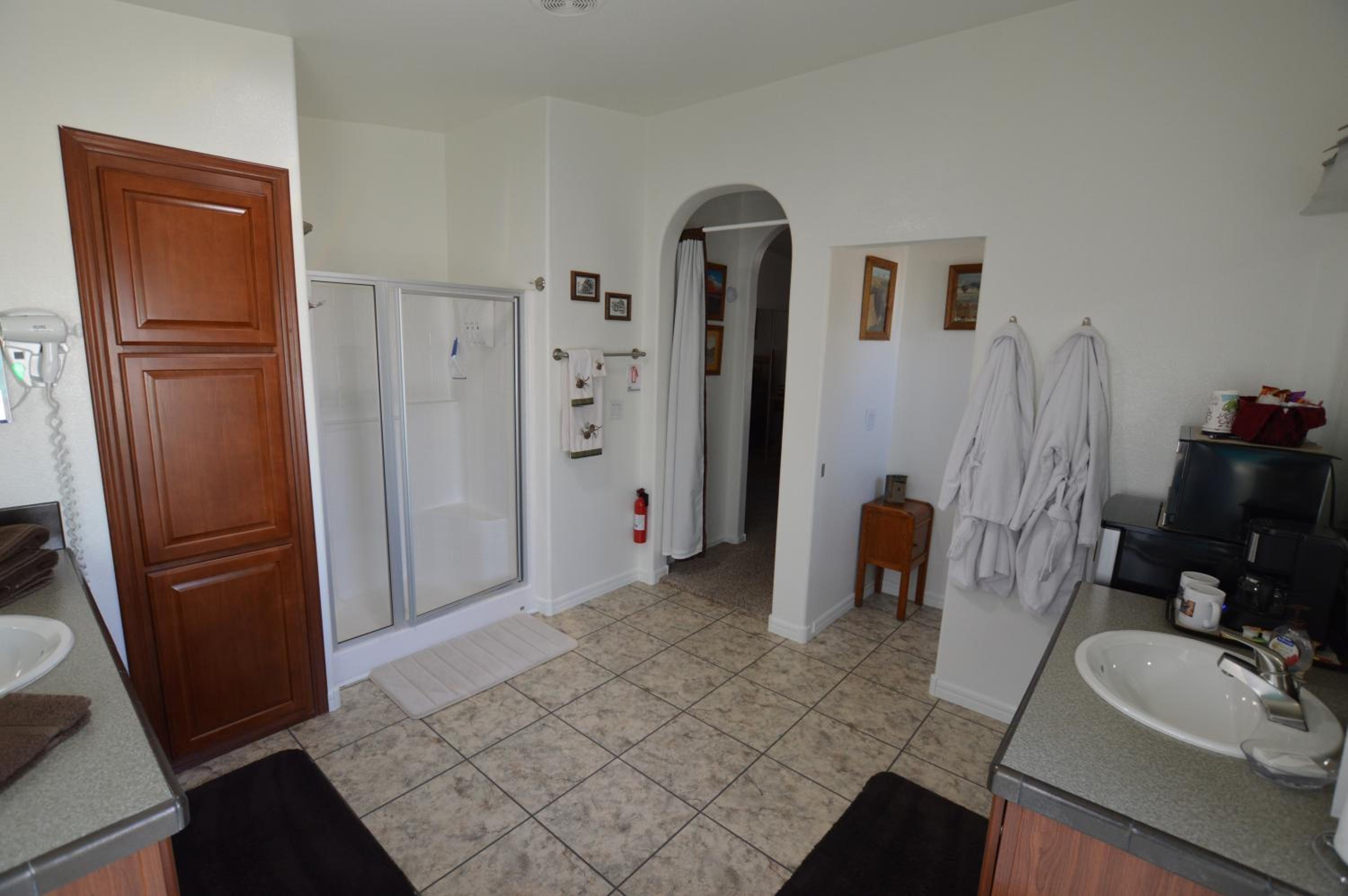 Superior King Room photo 3