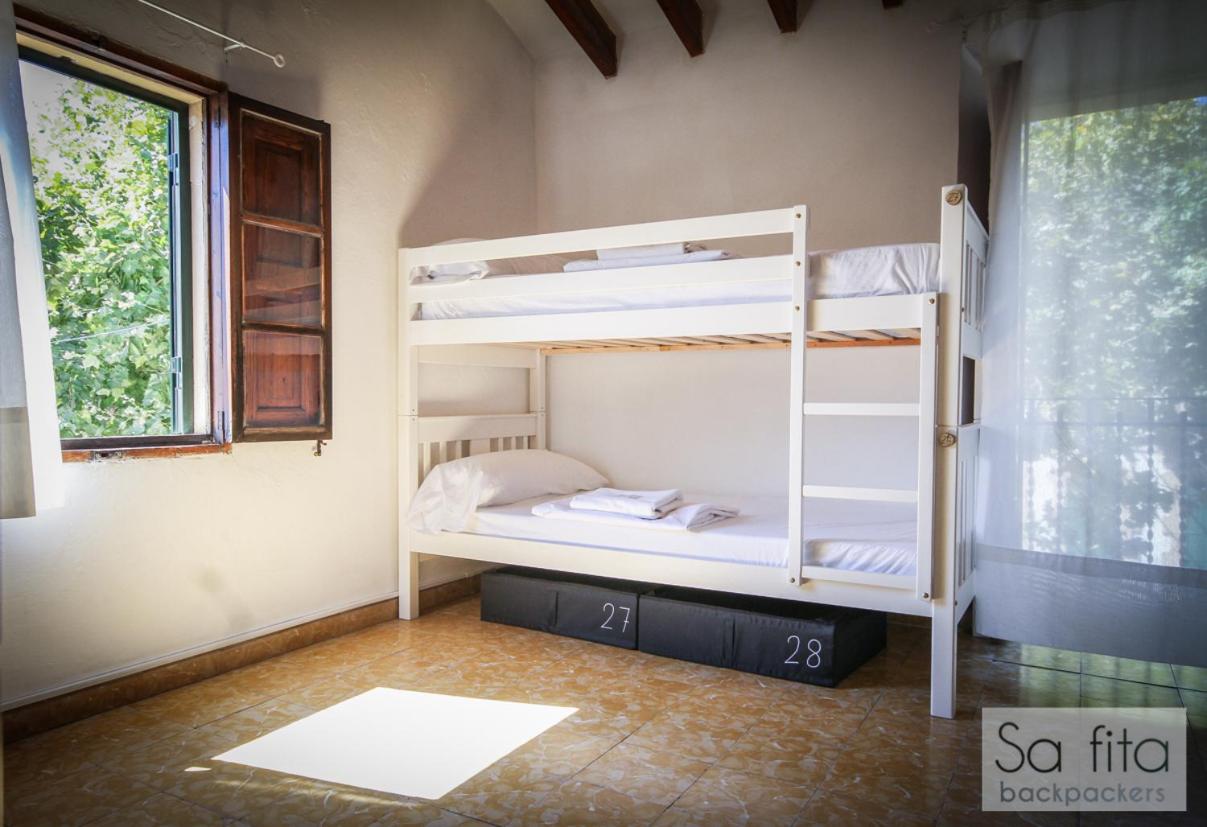 Cama en Habitación Compartida Mixta de 6 Camas