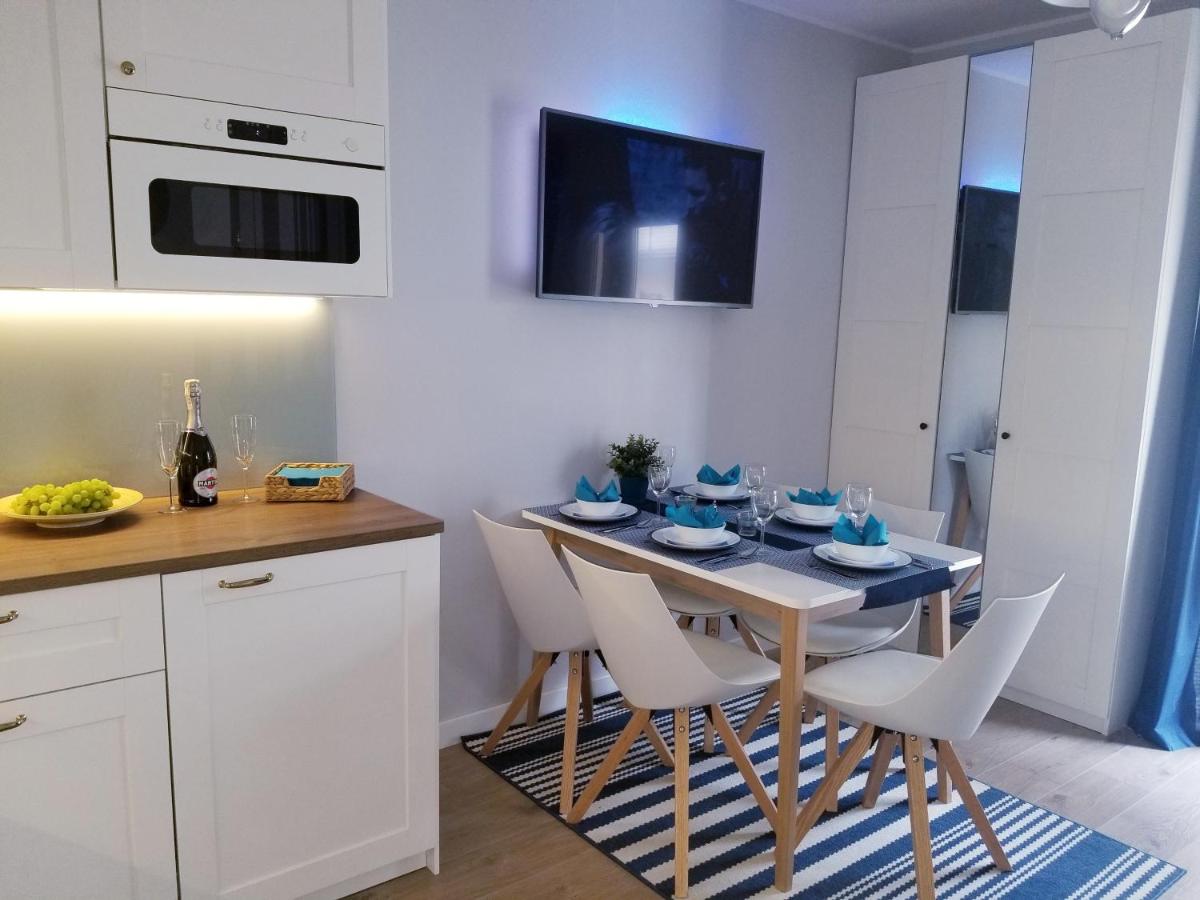 Apartment with Balcony photo 1