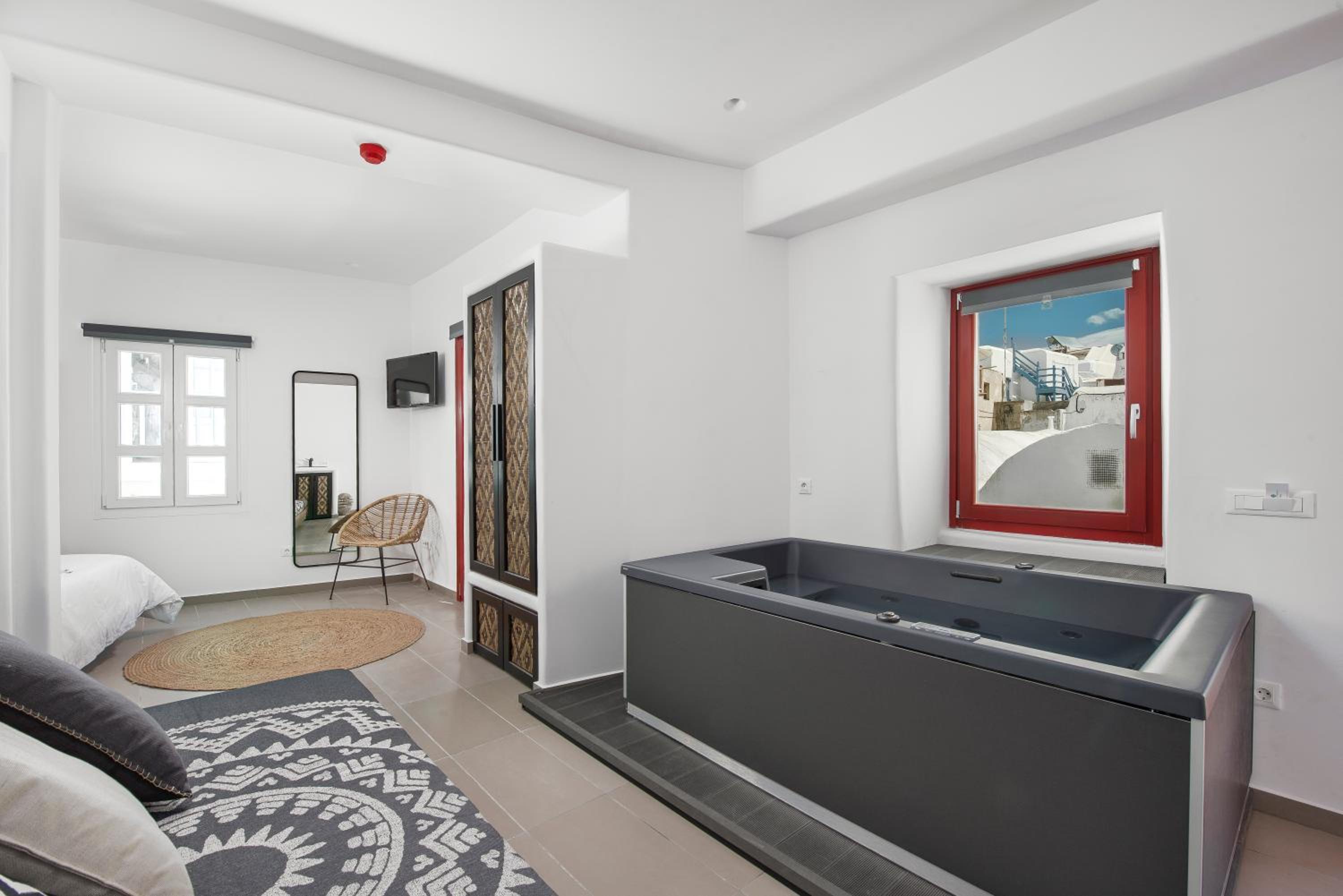 Deluxe Town View Suite with Indoor Hot Tub photo 1