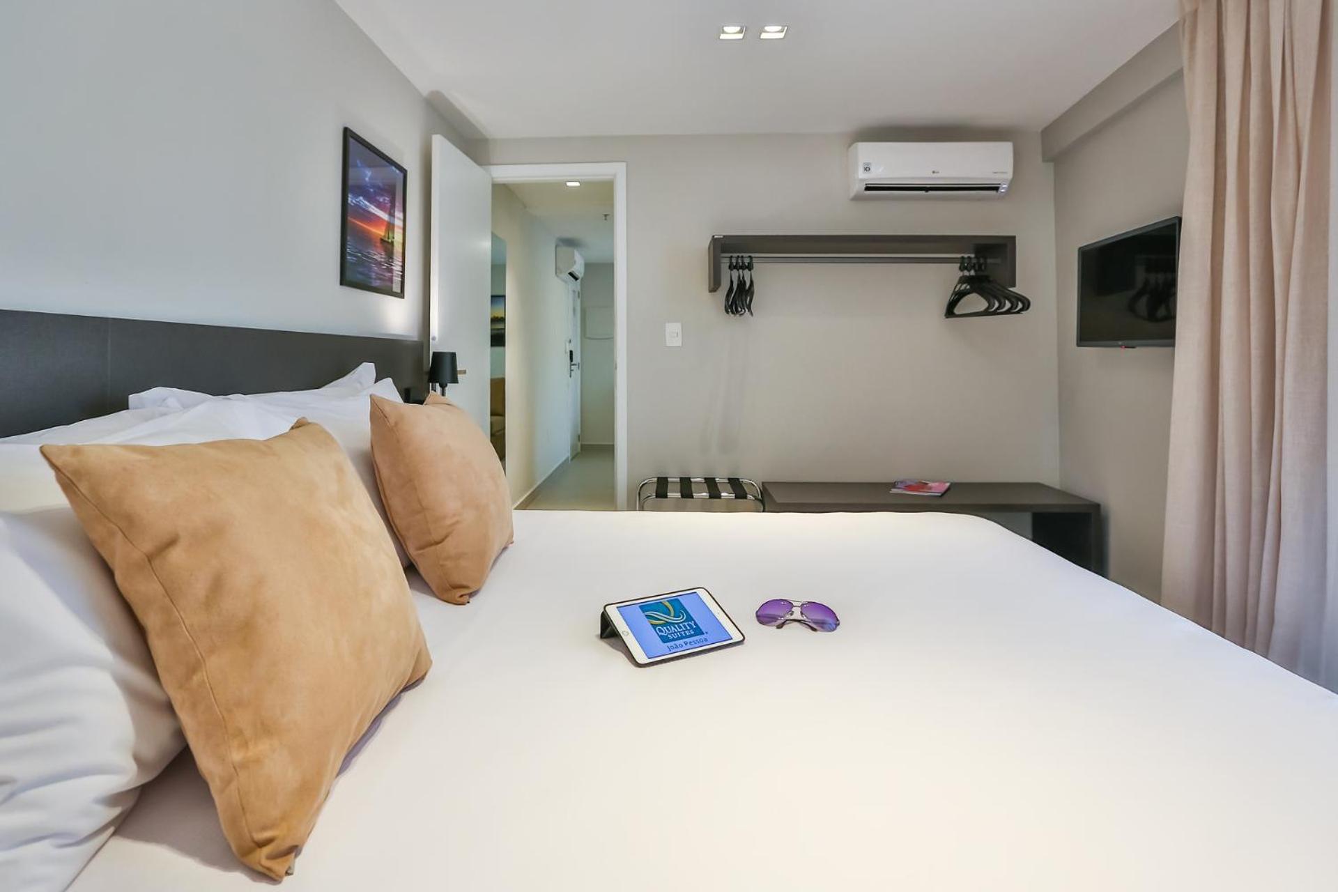 Luxury Suite