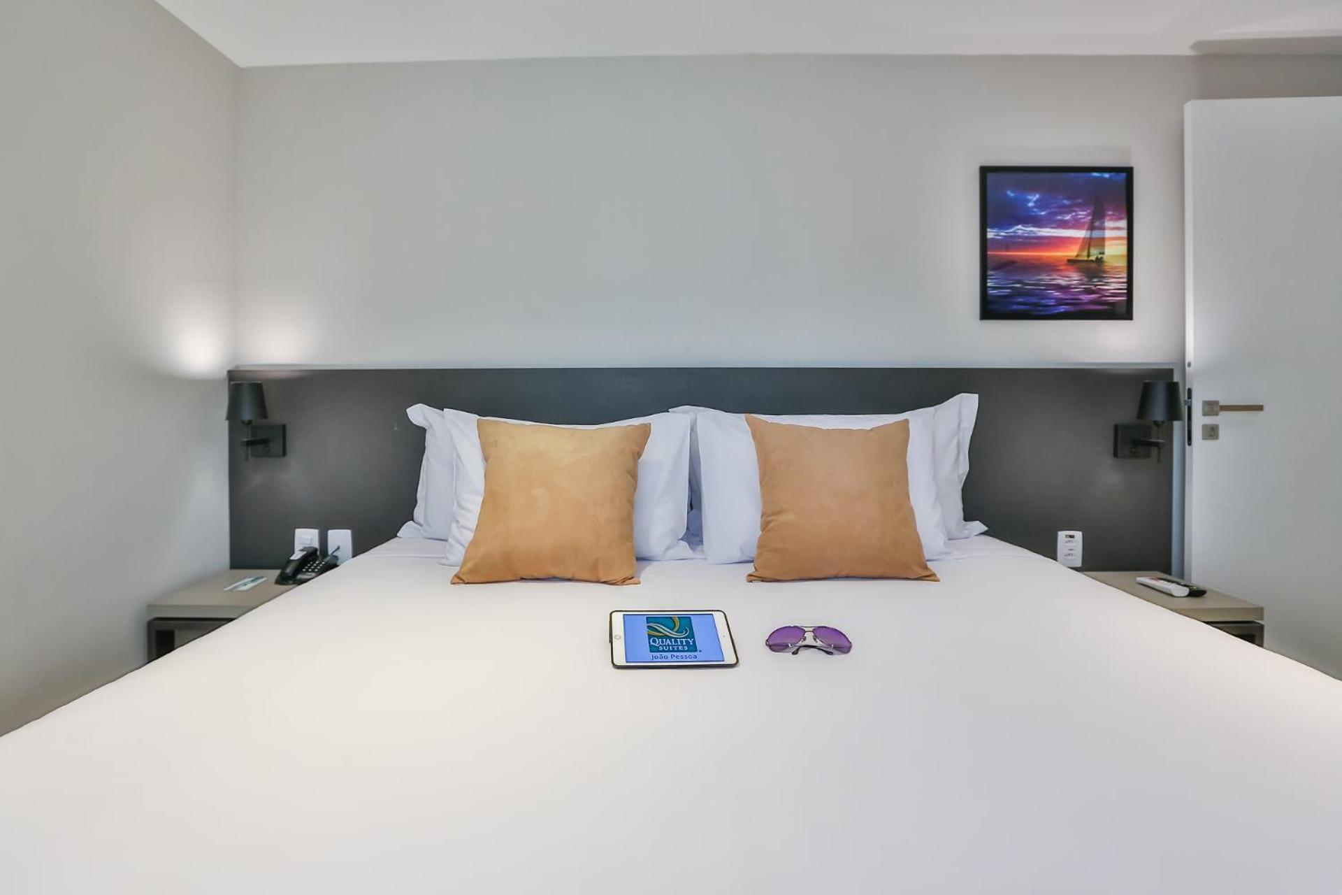 Luxury Suite