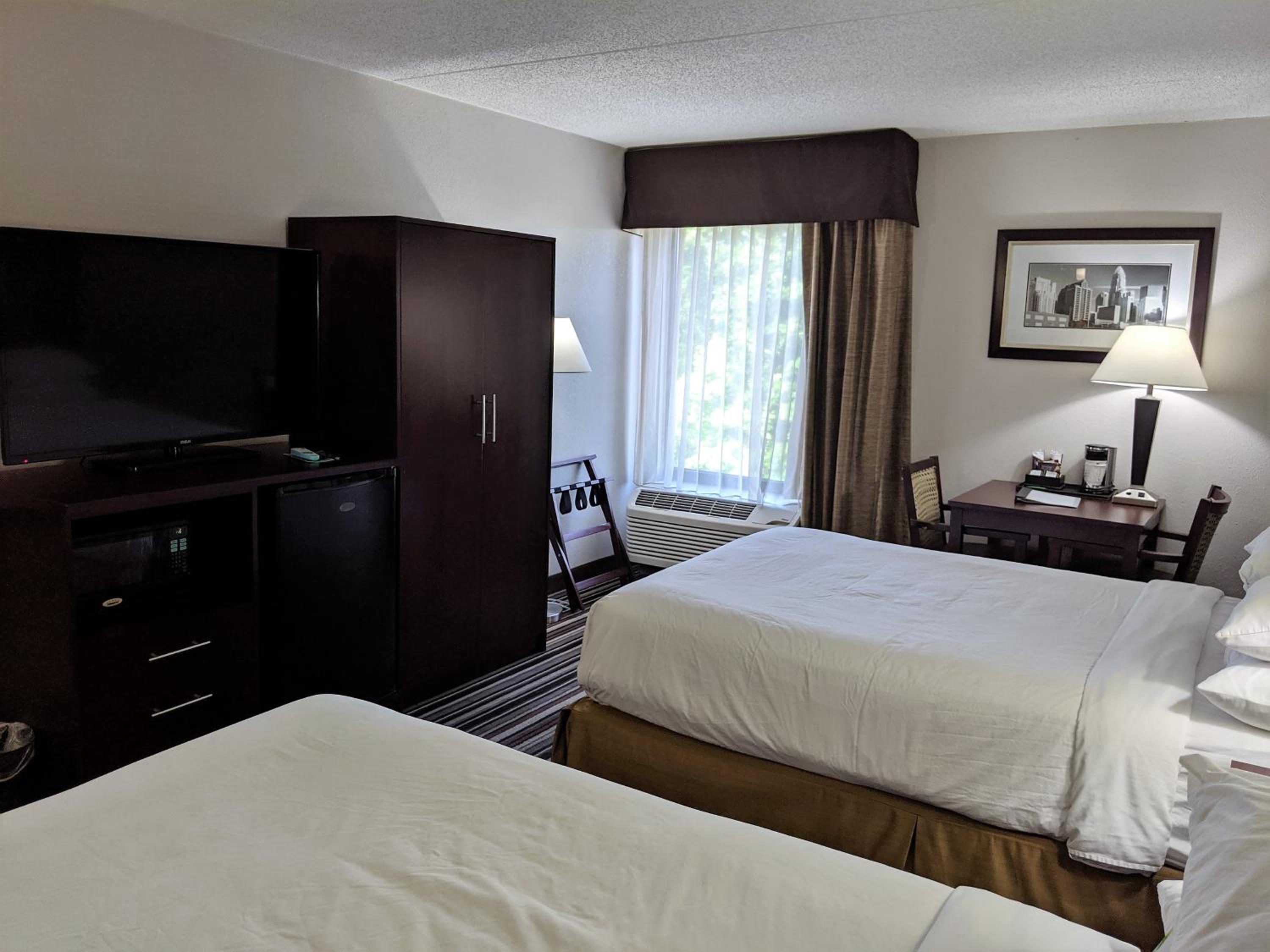 Double Room - Non-Smoking - Photo 3