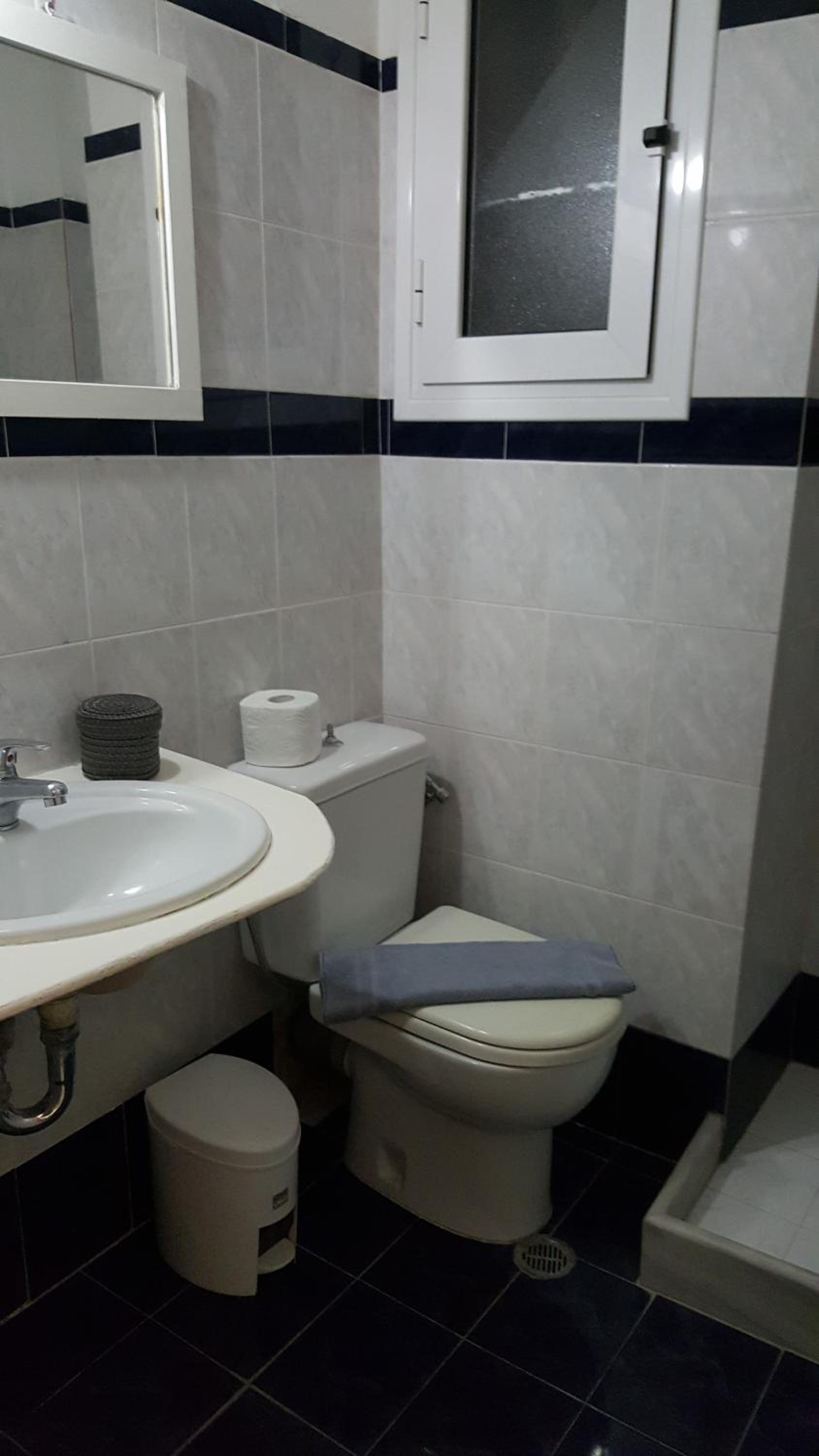 Quadruple Room with Mountain View - Photo 2