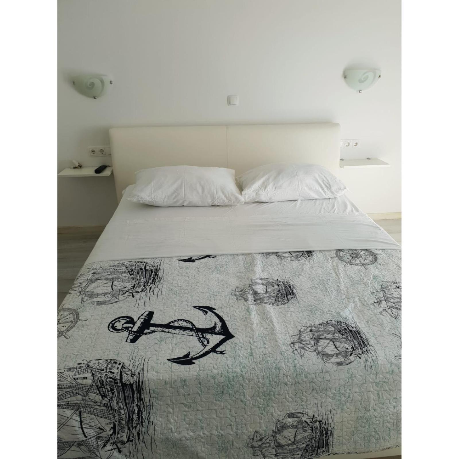 Double Room - Photo 10