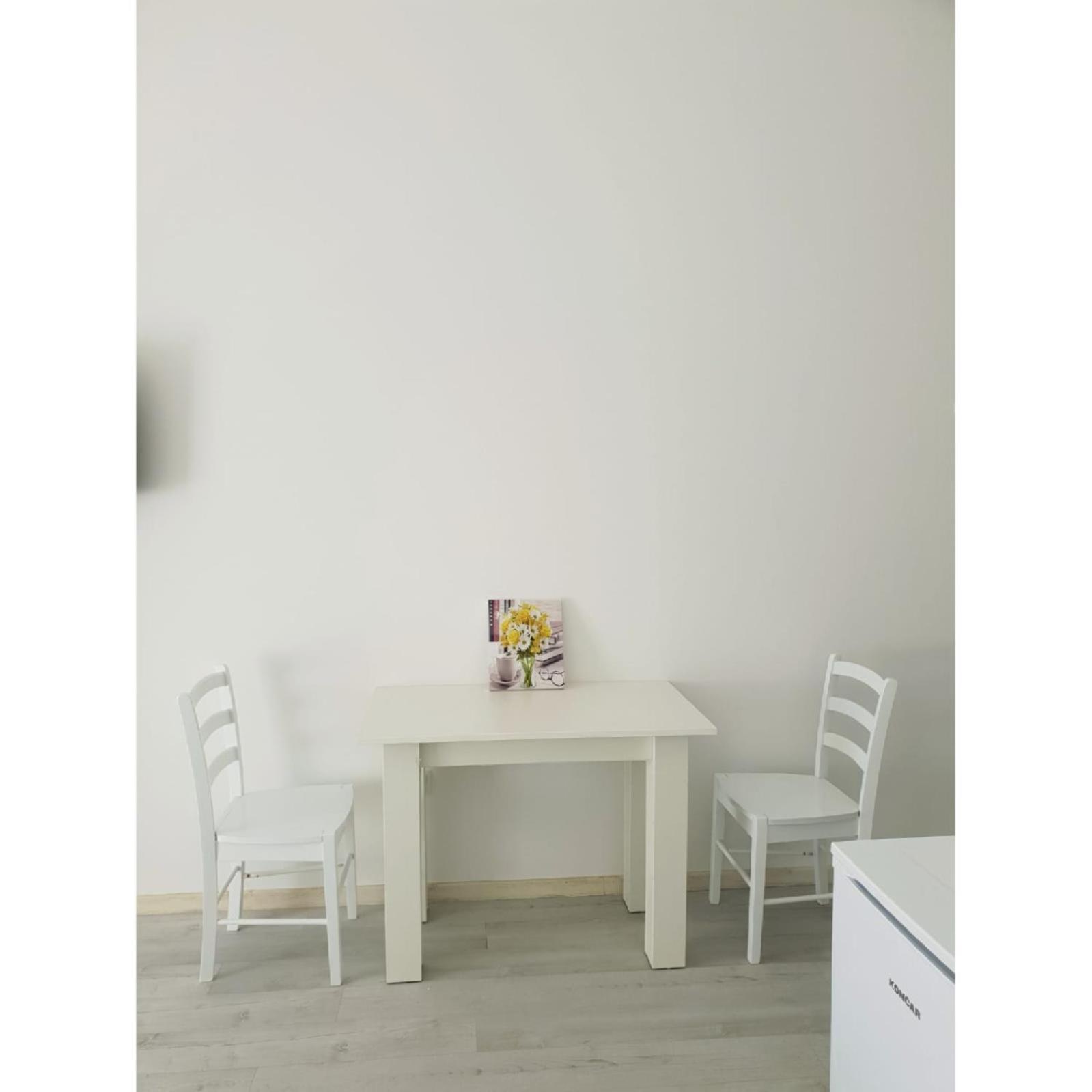 Double Room - Photo 9